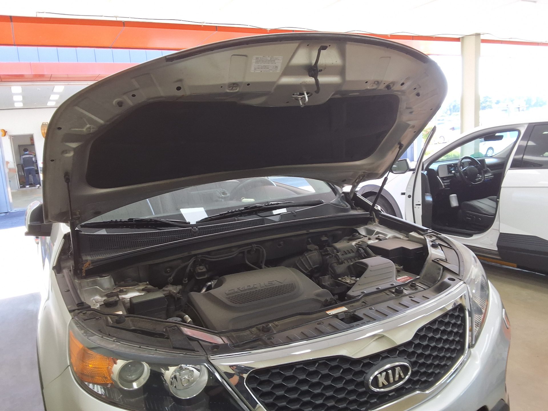KIA SORENTO R DIESEL 2.2 2WD TLX PREMIUM 2010 - zdjęcie 18