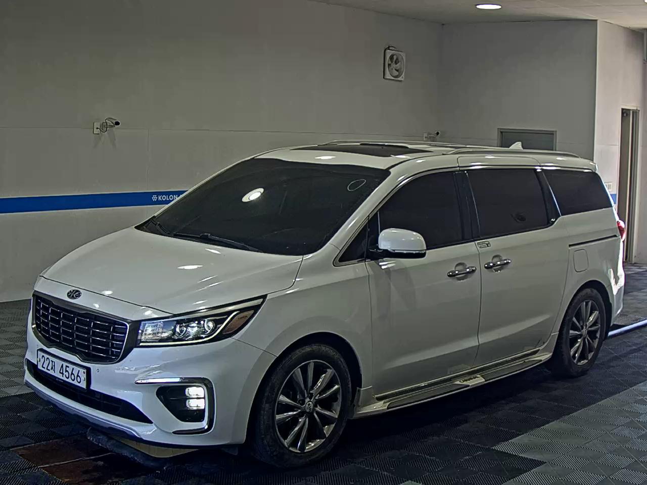 KIA THE NEW CARNIVAL 9-SEATER DIESEL PRESTIGE 2019 - zdjęcie 2