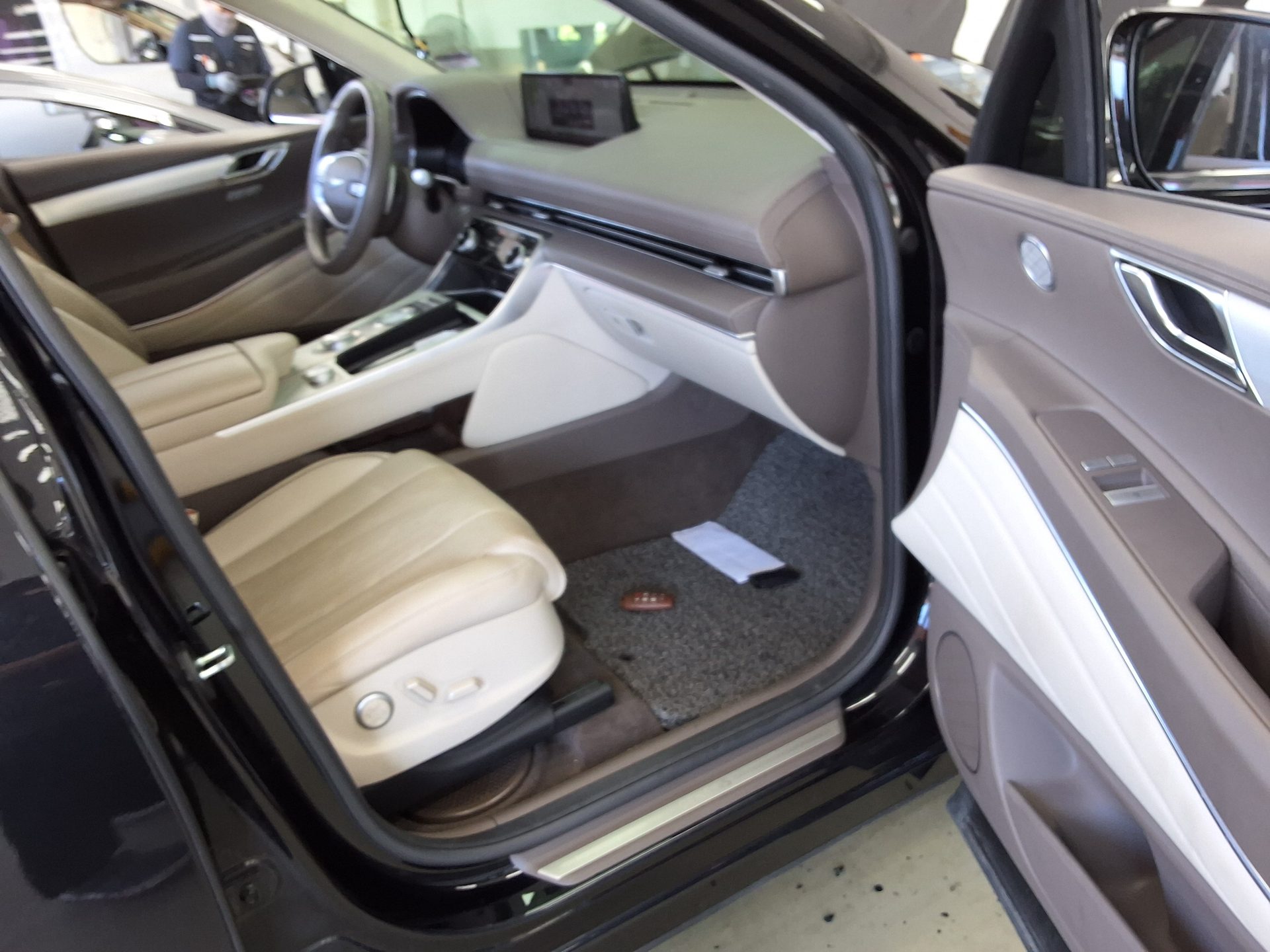 GENESIS GV80 3.0 DIESEL AWD BASE MODEL 2021 - zdjęcie 15