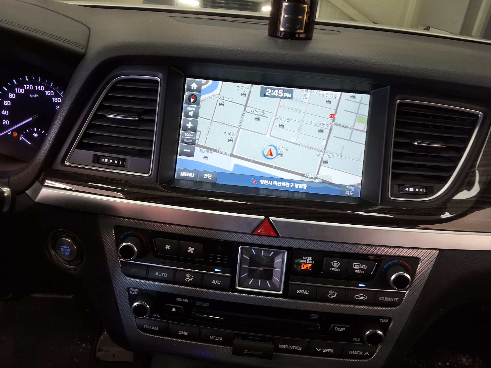 GENESIS G80 3.3 GDi PREMIUM LUXURY 2018 - zdjęcie 24