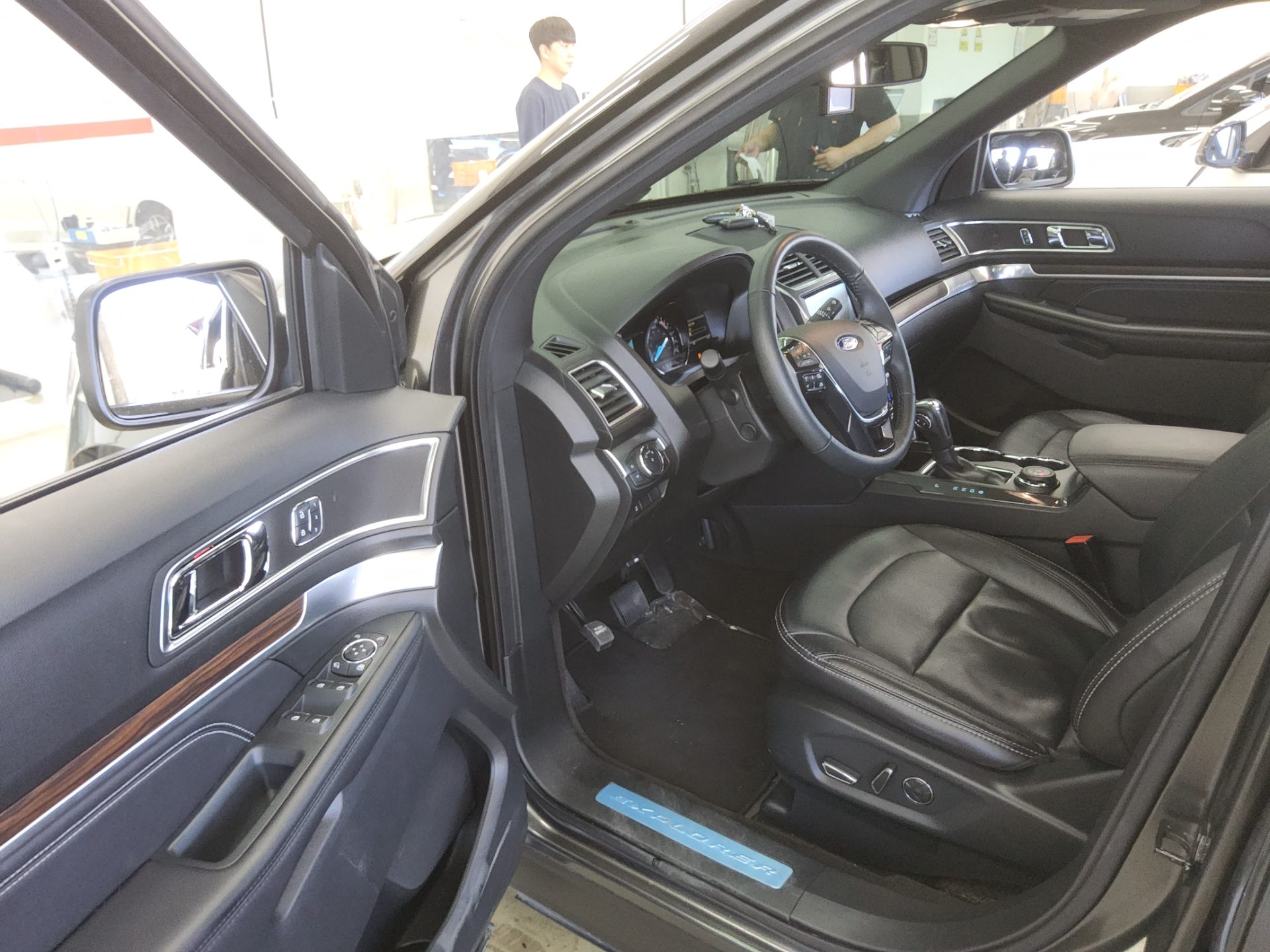 FORD EXPLORER (5TH GEN) 2.3 AWD LIMITED 2018 - zdjęcie 10
