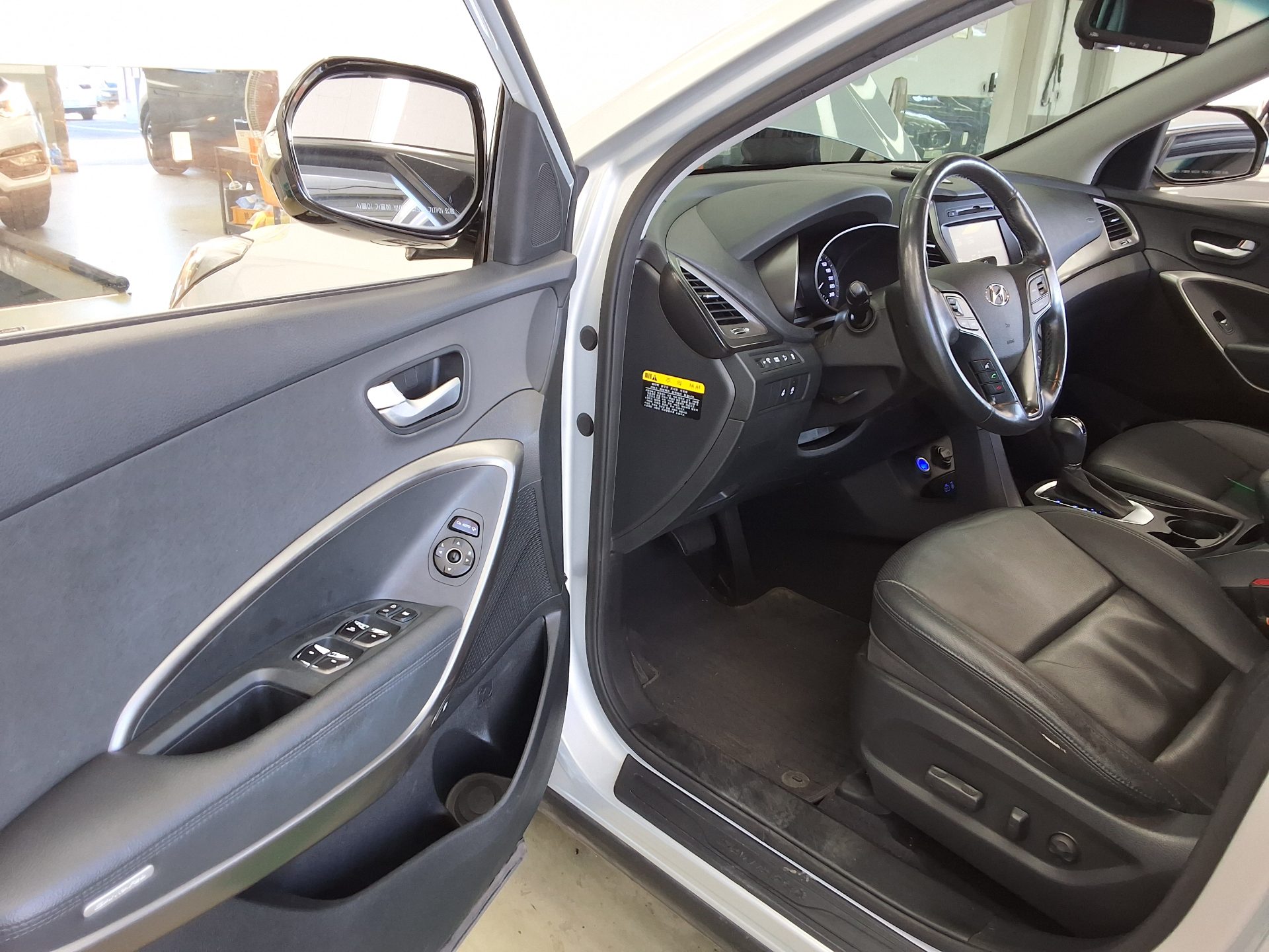 HYUNDAI SANTA FE THE PRIME DIESEL R2.0 2WD PREMIUM 2016 - zdjęcie 11