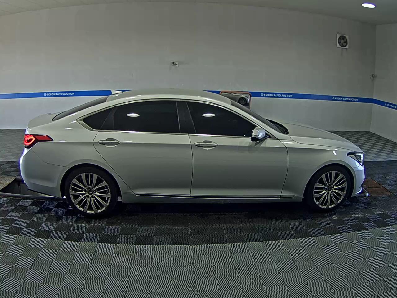 GENESIS G80 3.3 GDi PREMIUM LUXURY 2018 - zdjęcie 4