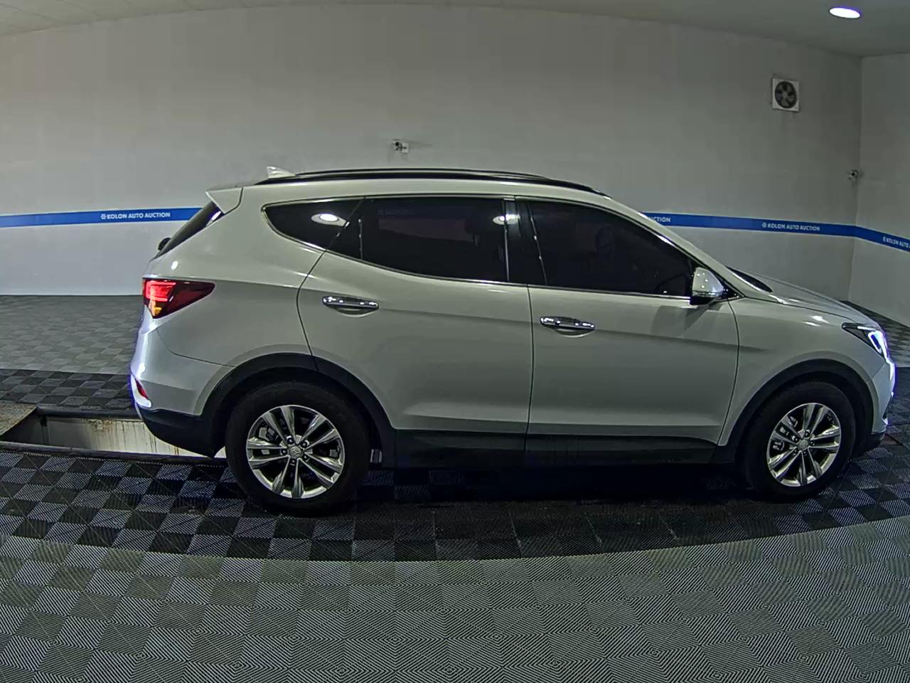 HYUNDAI SANTA FE THE PRIME DIESEL R2.0 2WD PREMIUM 2016 - zdjęcie 4