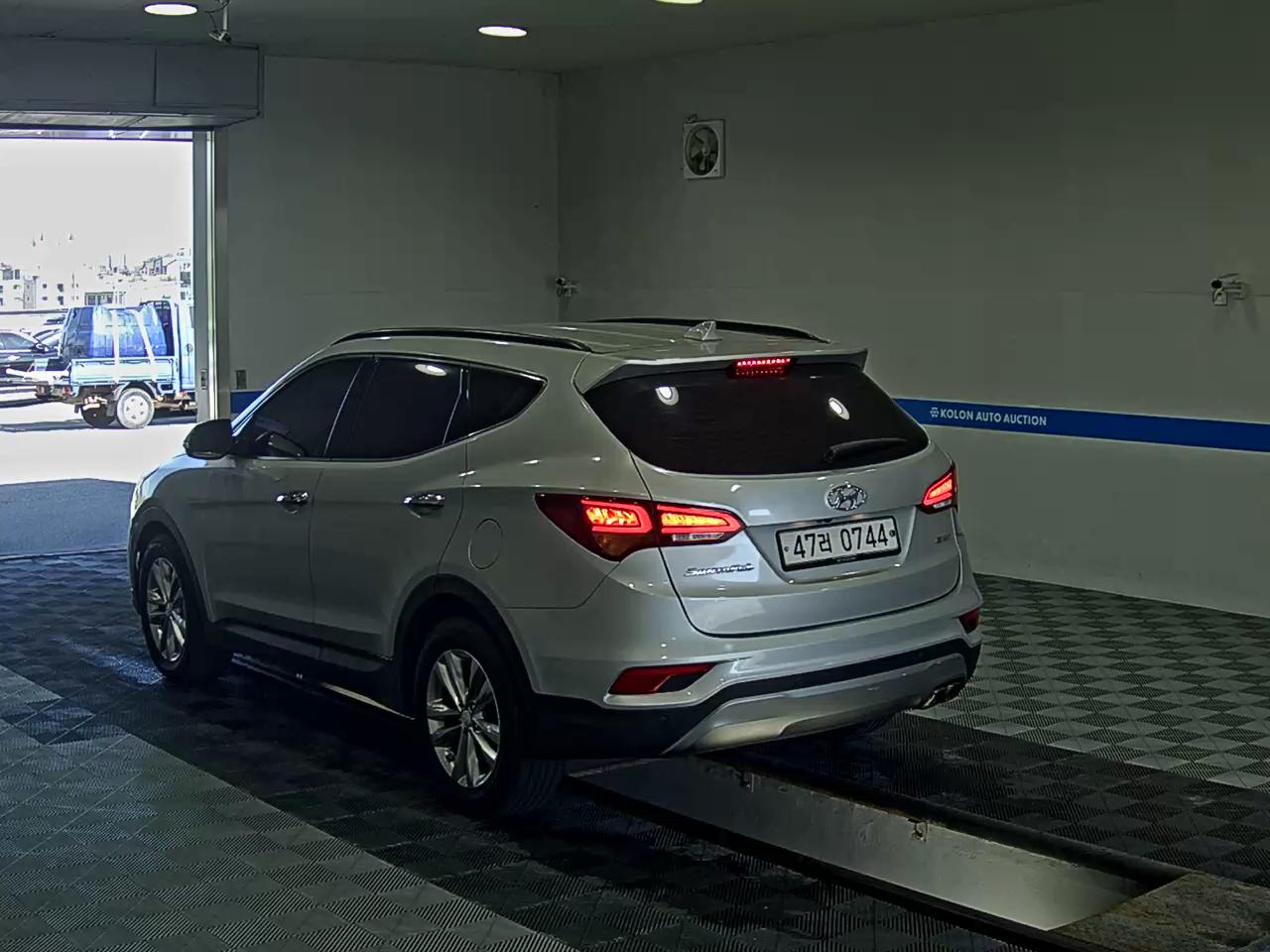 HYUNDAI SANTA FE THE PRIME DIESEL R2.0 2WD PREMIUM 2016 - zdjęcie 6