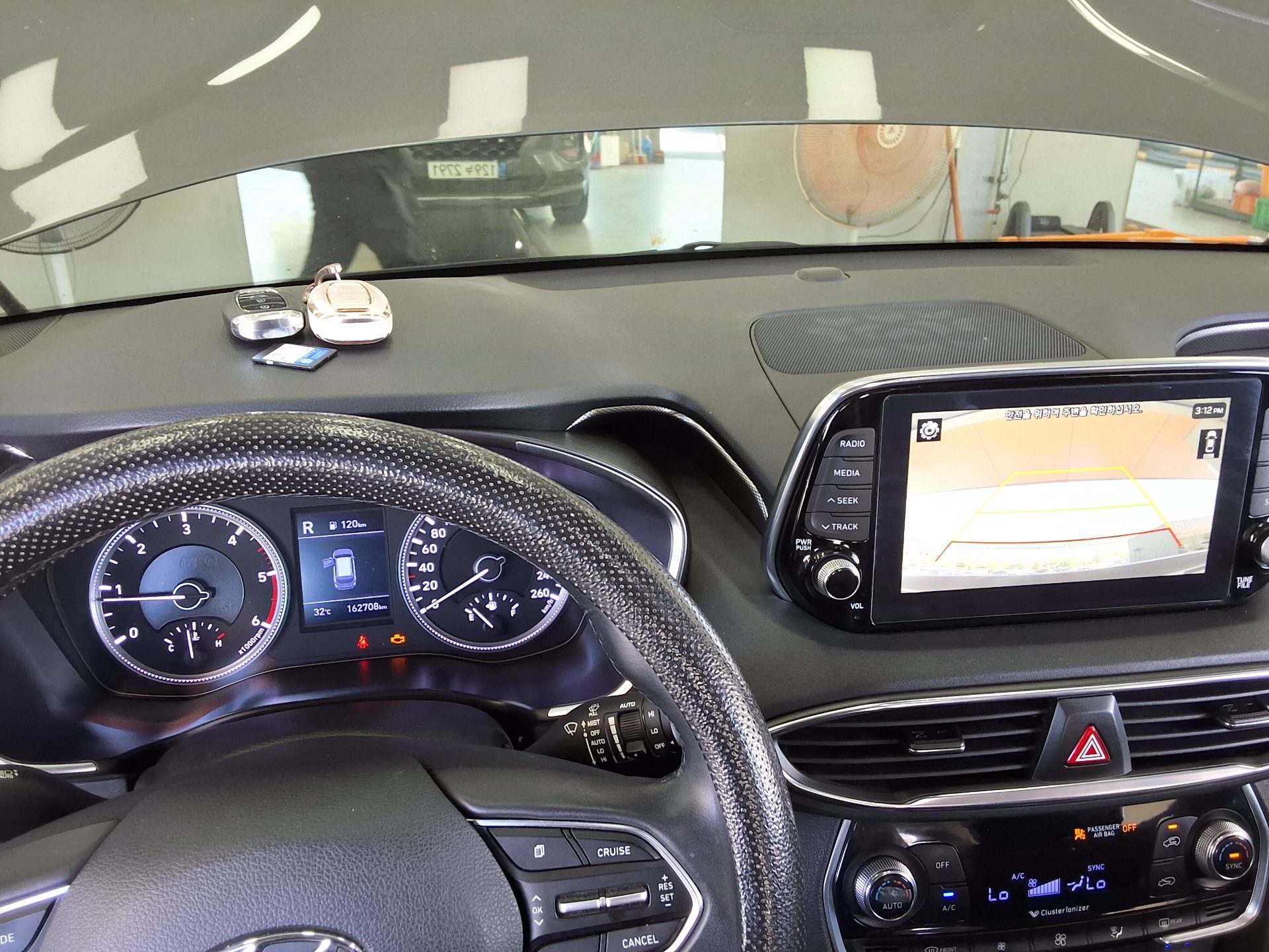 HYUNDAI SANTA FE (TM) R2.0 2WD EXCLUSIVE SPECIAL 2019 - zdjęcie 19