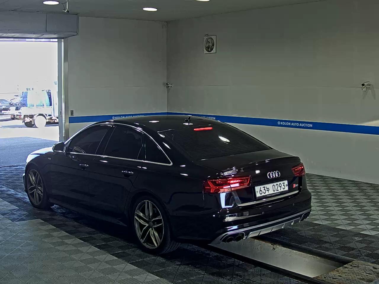 AUDI S6 (4TH GEN) 4.0 TFSI QUATTRO SPORT 2016 - zdjęcie 6