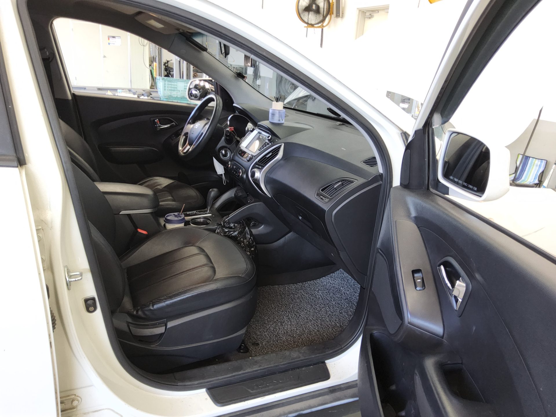 HYUNDAI TUCSON ix DIESEL R20 2WD X20 LUXURY 2012 - zdjęcie 14