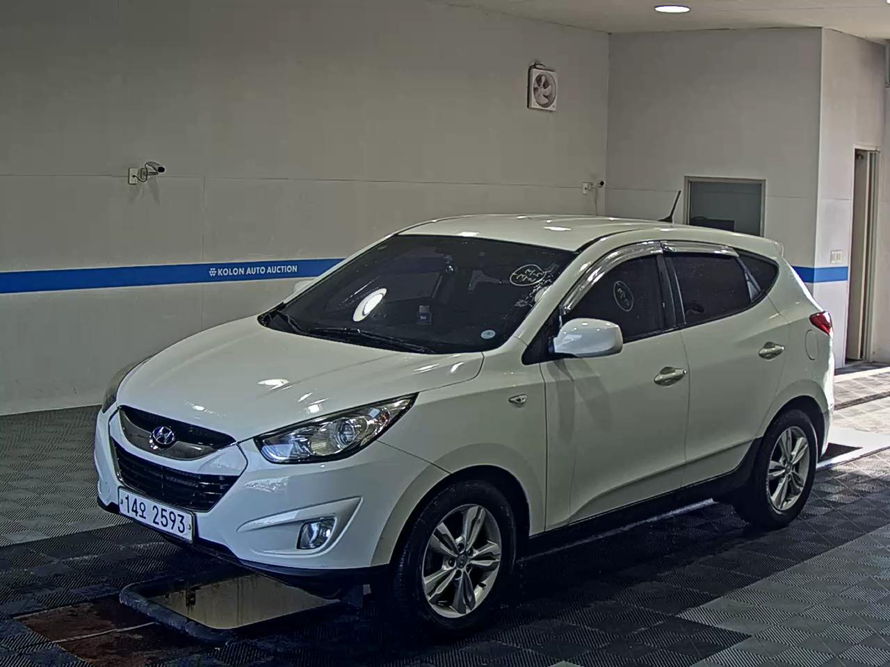 HYUNDAI TUCSON ix DIESEL R20 2WD X20 LUXURY 2012 - zdjęcie 2