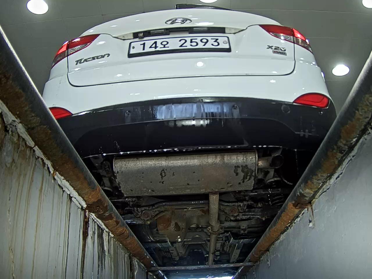 HYUNDAI TUCSON ix DIESEL R20 2WD X20 LUXURY 2012 - zdjęcie 8