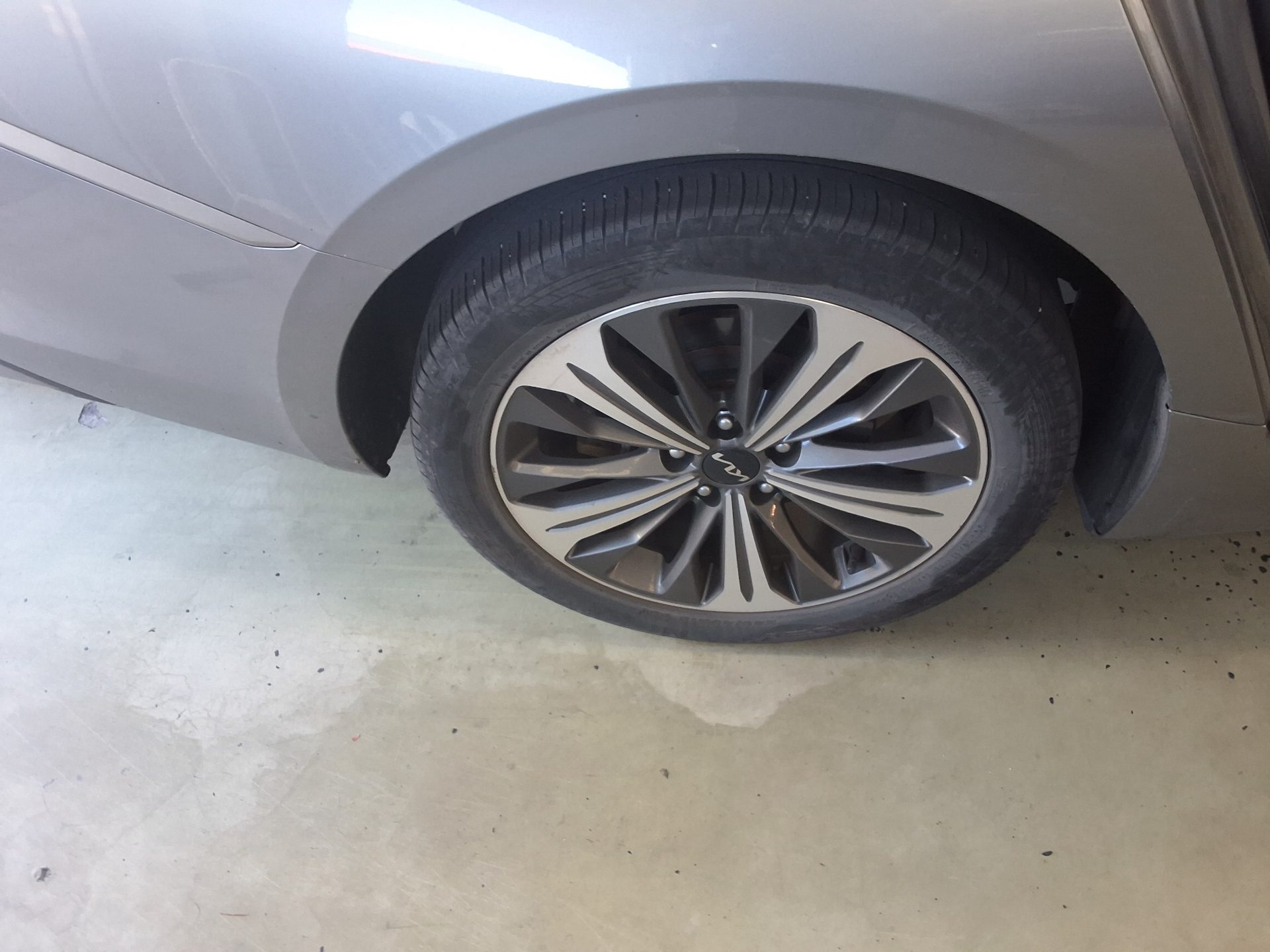 KIA K8 3.5 LPi GENERAL PRESTIGE 2022 - zdjęcie 25