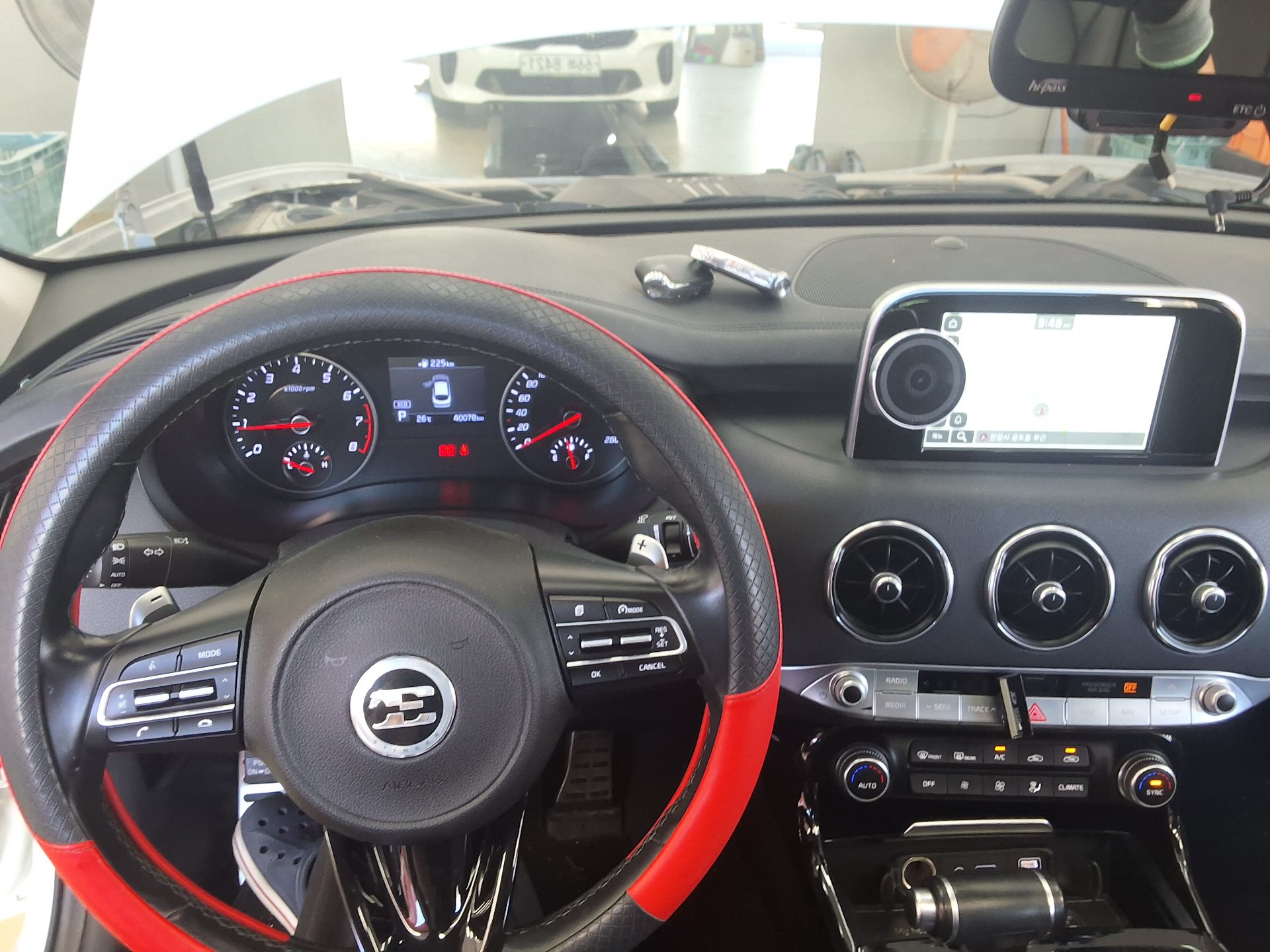 KIA STINGER 2.0 TURBO PRIME 2018 - zdjęcie 18
