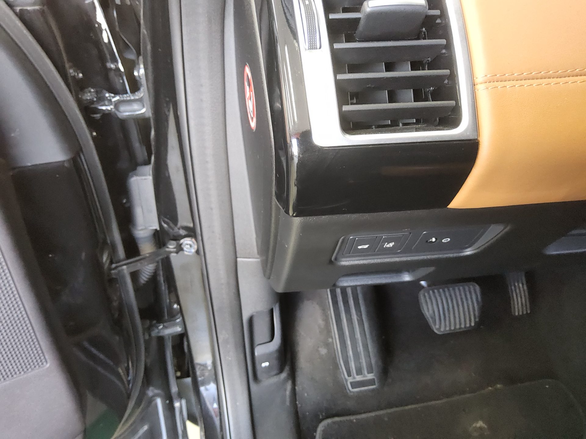LAND ROVER DISCOVERY 5 3.0 TD6 HSE LUXURY 2017 - zdjęcie 19
