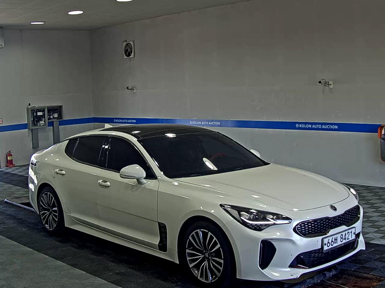 KIA STINGER 2.0 TURBO PRIME 2018 - zdjęcie 3