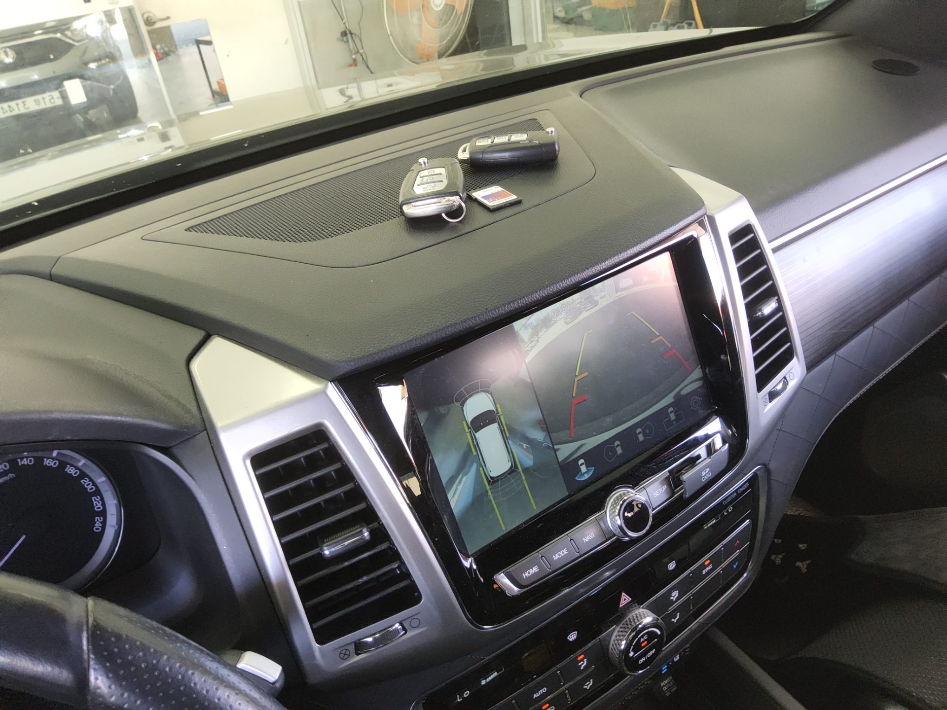 KG MOBILITY (SSANGYONG) G4 REXTON 2.2 4WD HERITAGE 2018 - zdjęcie 17
