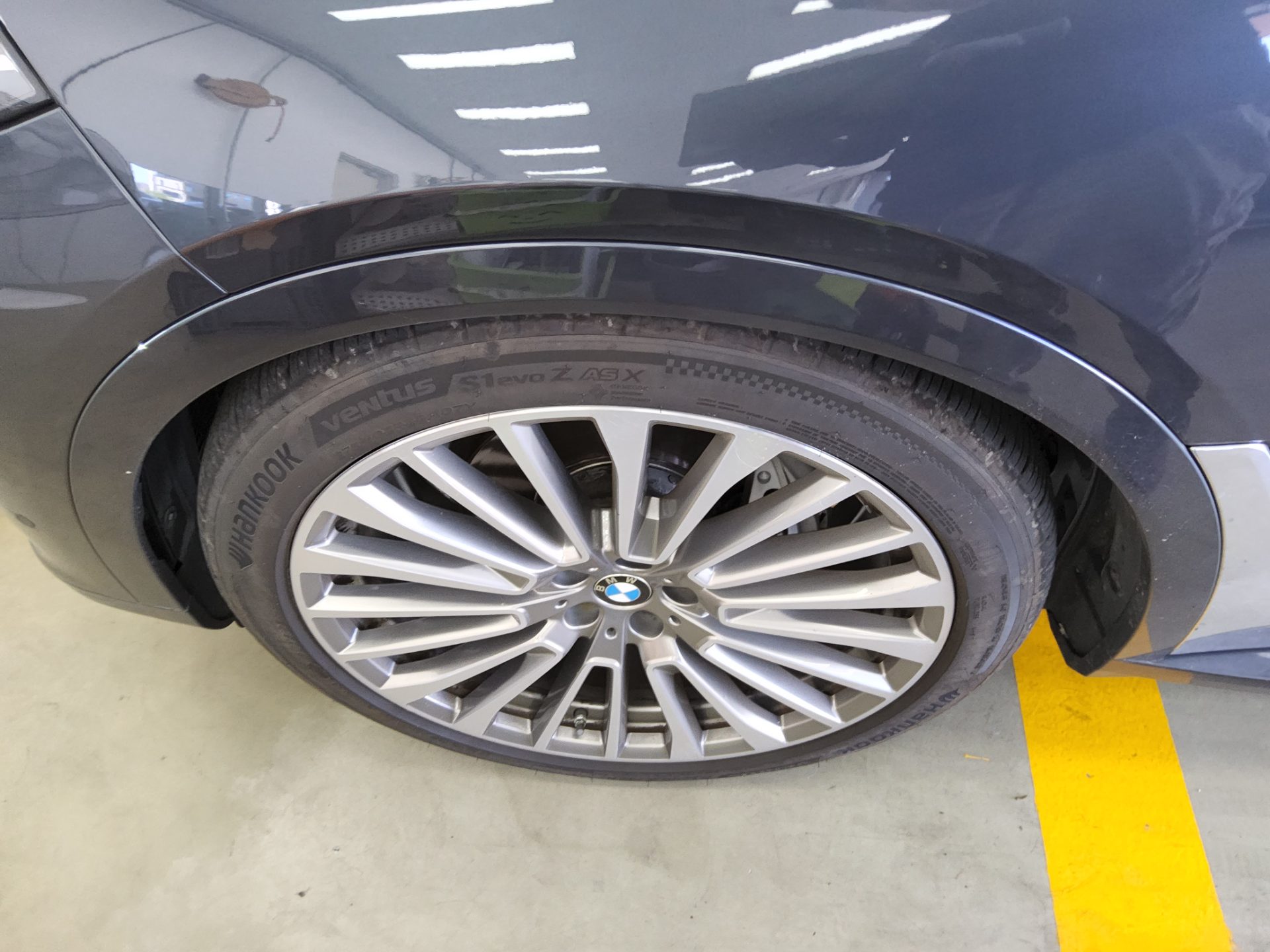 BMW X7 40i xDRIVE DESIGN PURE 6-SEATER 2022 - zdjęcie 23