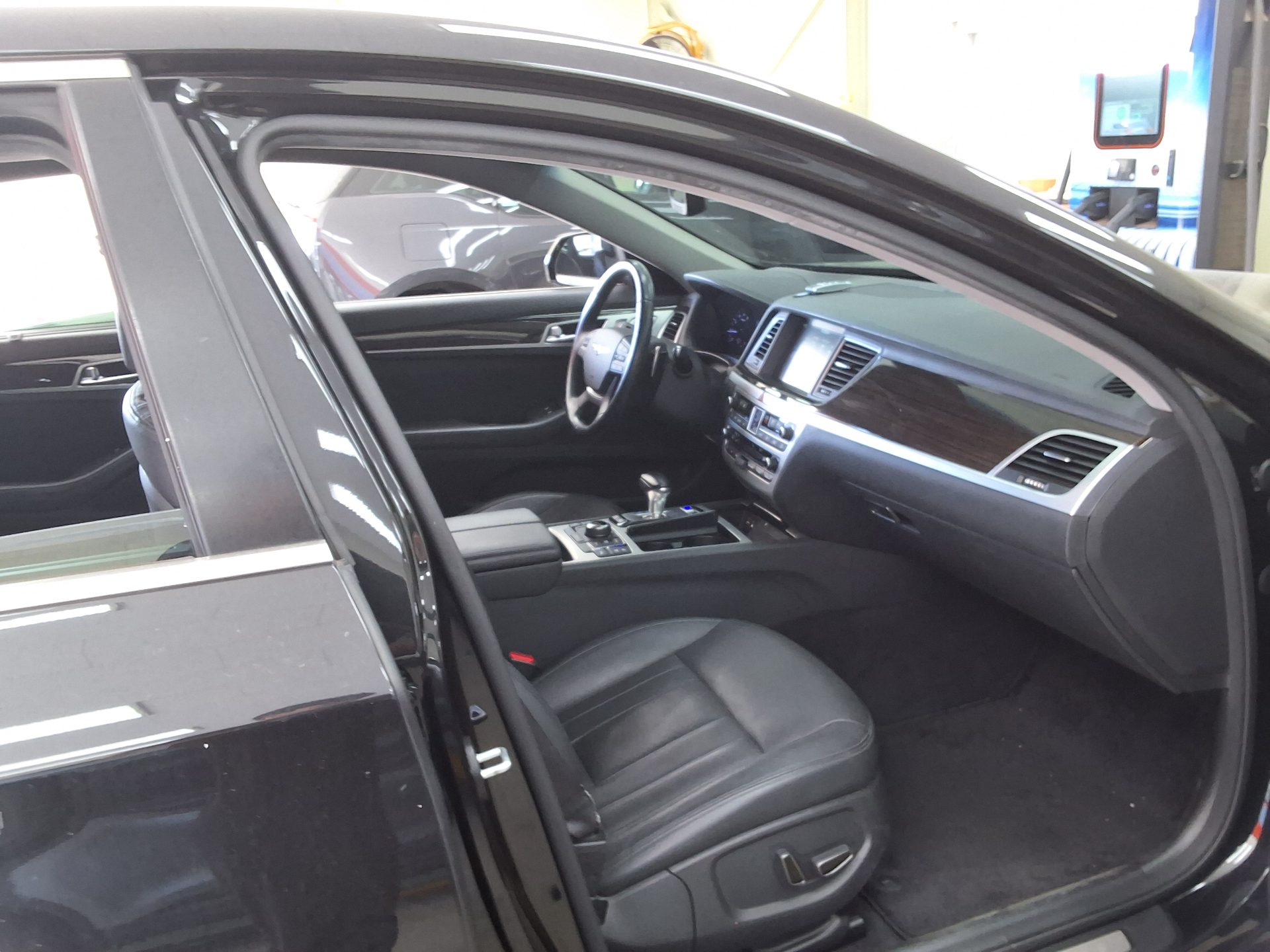GENESIS G80 3.3 GDi AWD PREMIUM LUXURY 2018 - zdjęcie 15