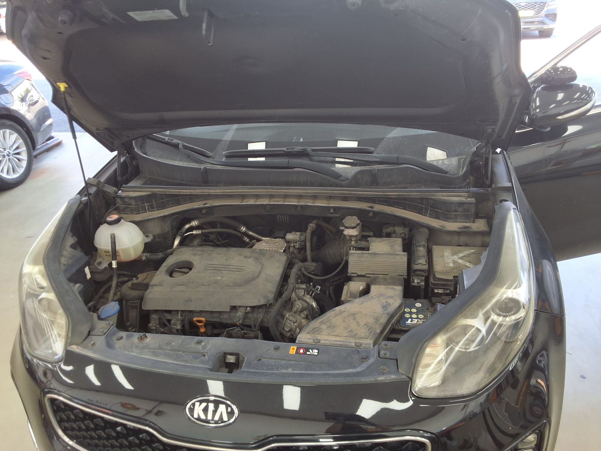 KIA NEW SPORTAGE 1.7 2WD NOBLESSE 2016 - zdjęcie 22