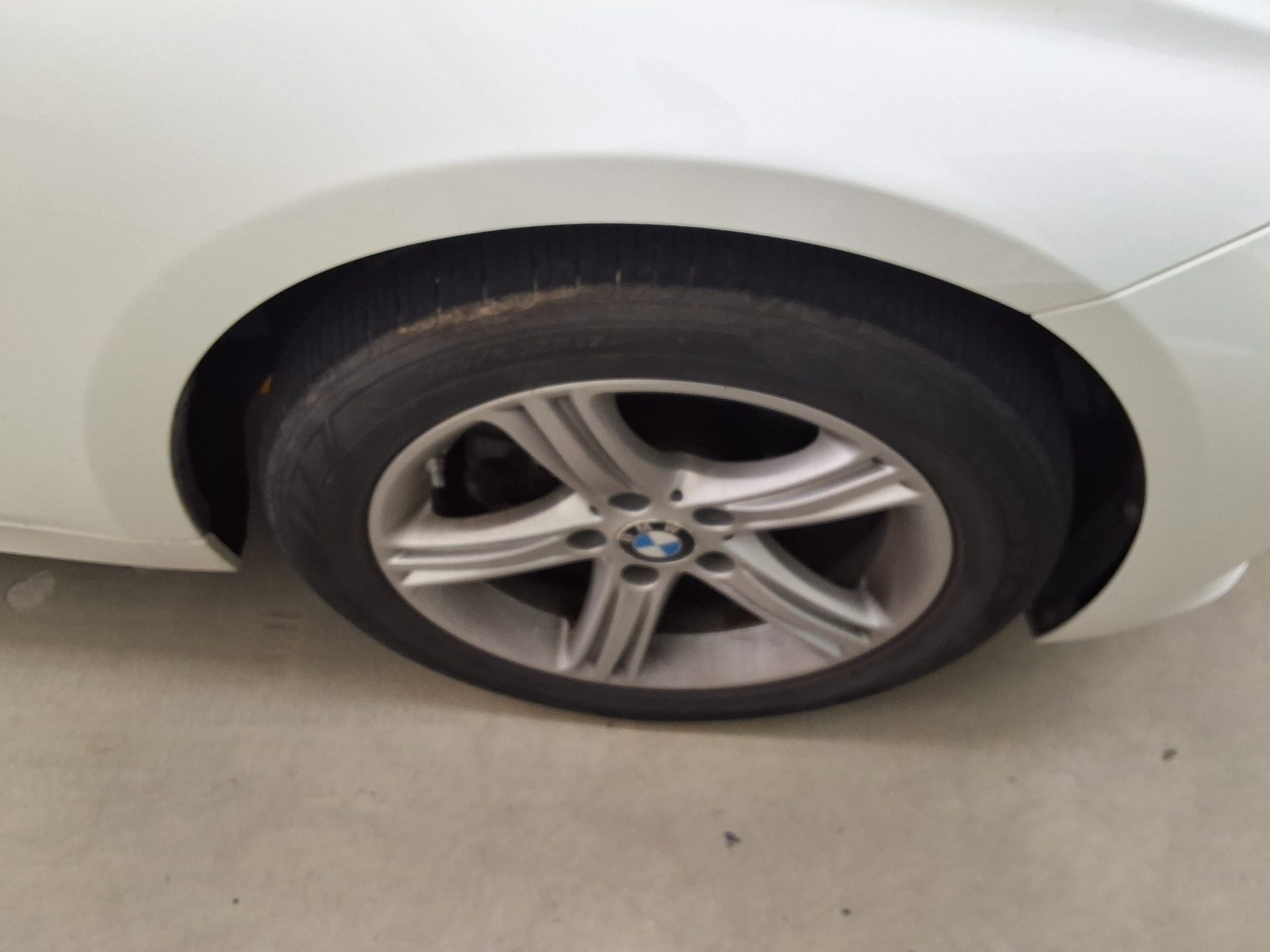 BMW 3 SERIES (6TH GEN) 320d 2015 - zdjęcie 21