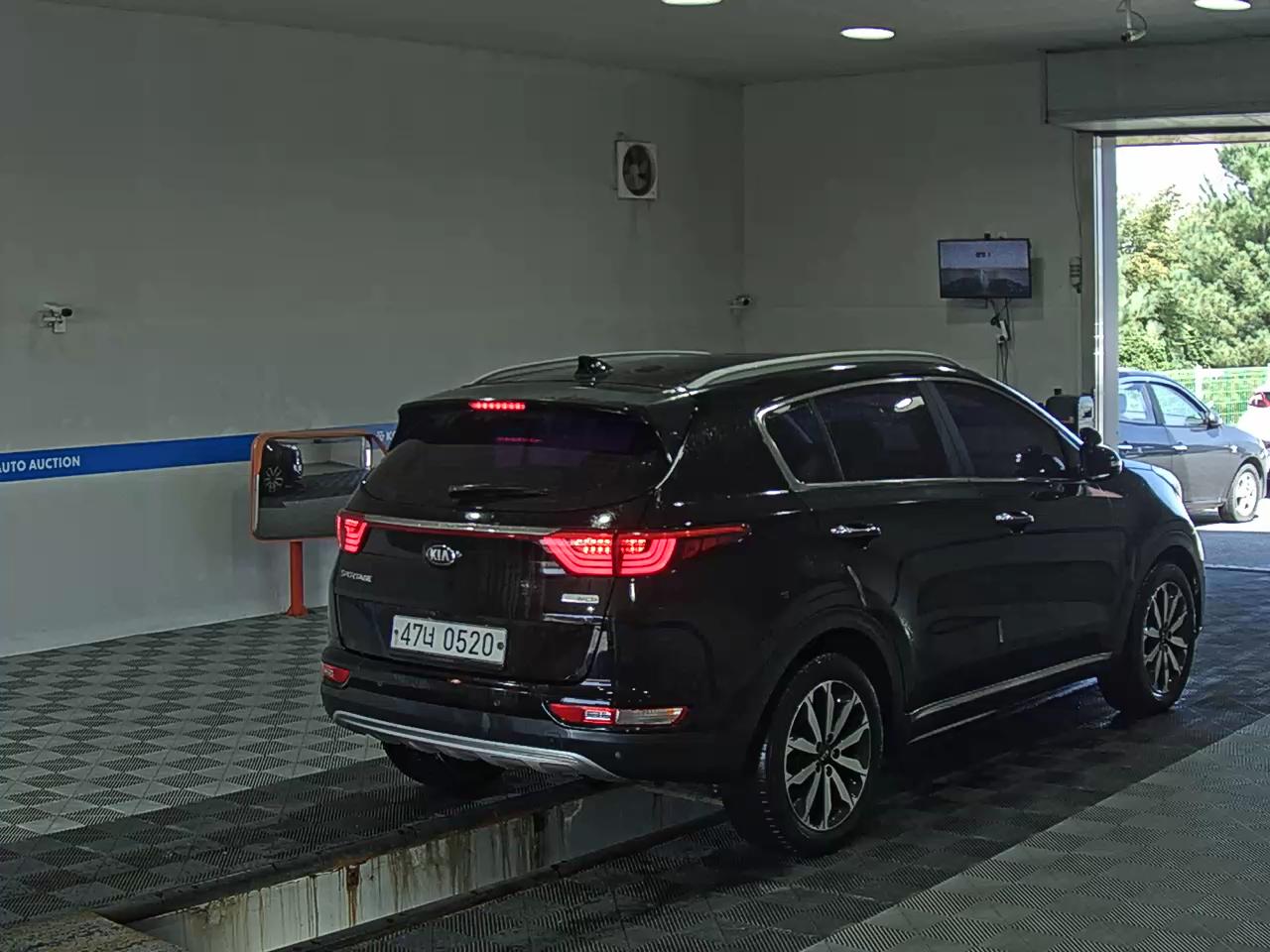 KIA NEW SPORTAGE 1.7 2WD NOBLESSE 2016 - zdjęcie 5
