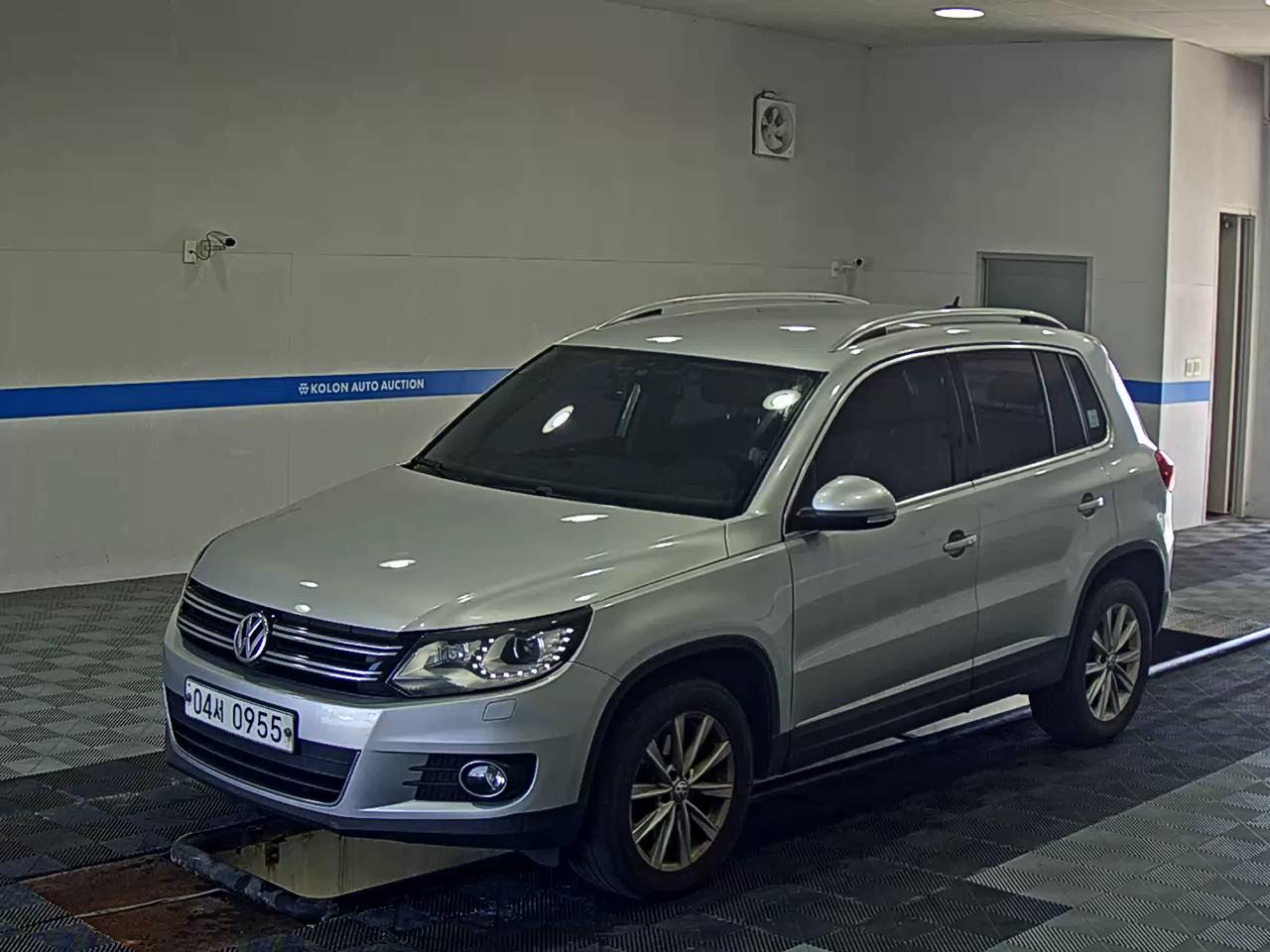 VOLKSWAGEN TIGUAN 2.0 TDI BLUEMOTION 2016 - zdjęcie 2