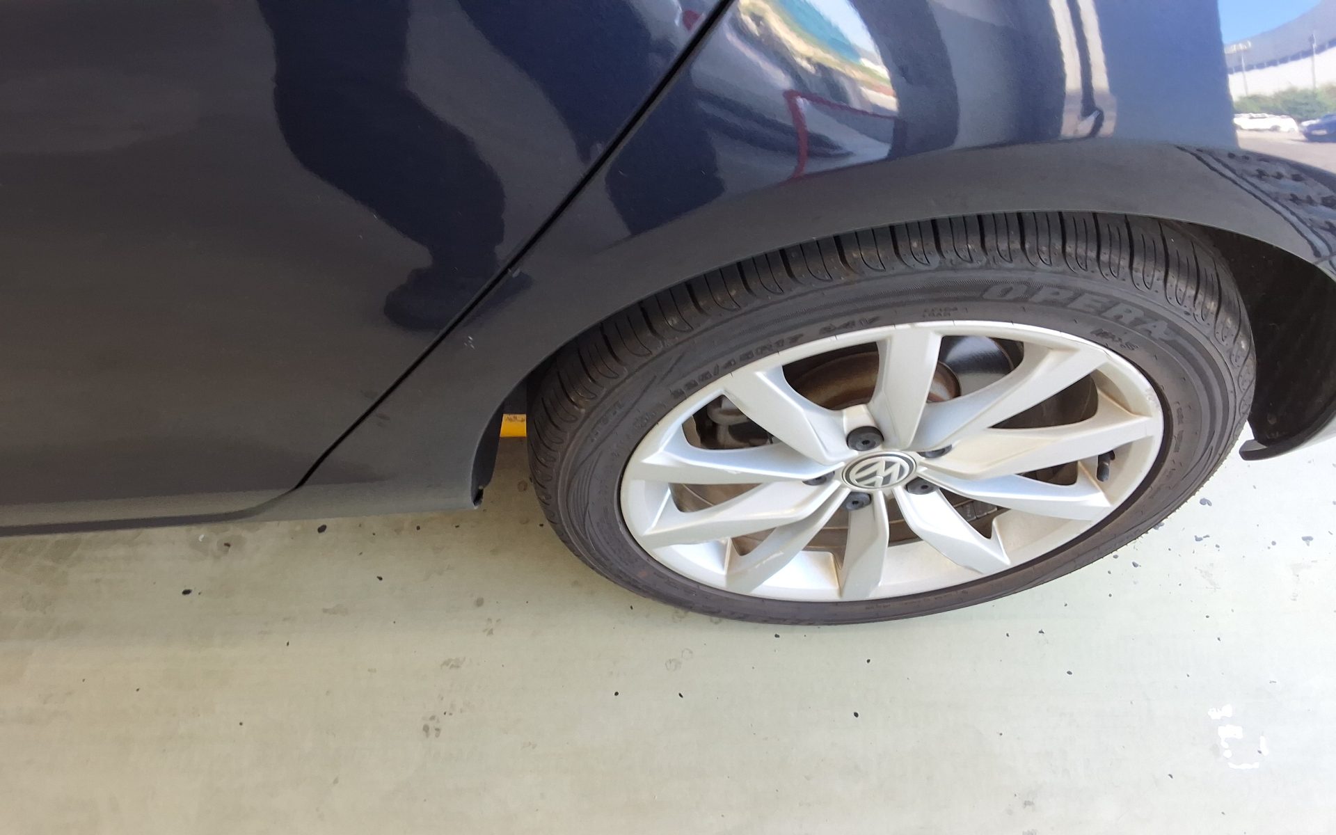 VOLKSWAGEN GOLF (7TH GEN) 2.0 TDI 2015 - zdjęcie 24