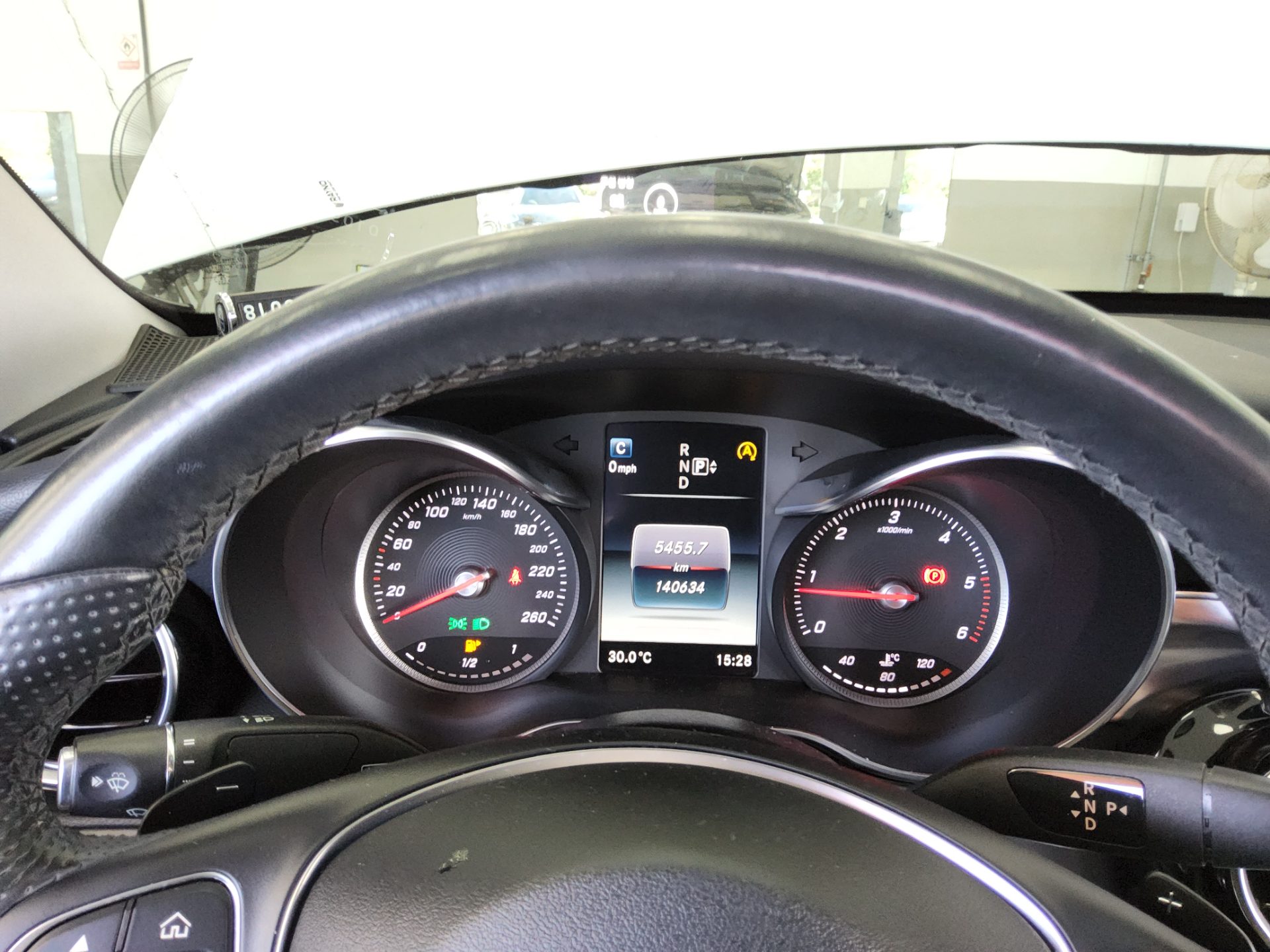 MERCEDES-BENZ C-CLASS (4TH GEN) C220 CDI BLUETEC AVANTGARDE 2015 - zdjęcie 9