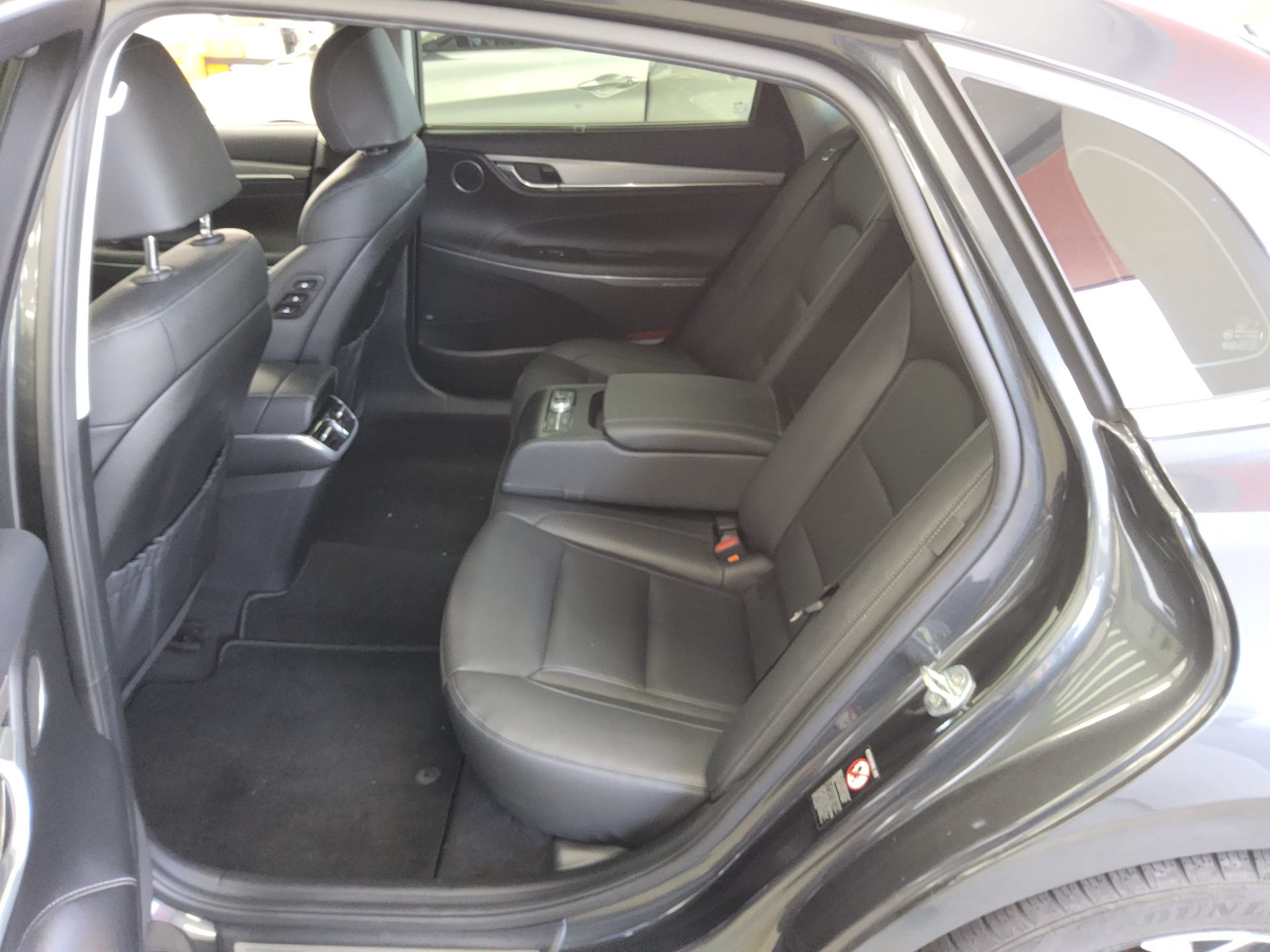 HYUNDAI THE NEW GRANDEUR IG HYBRID 2.4 HEV EXCLUSIVE 2022 - zdjęcie 12