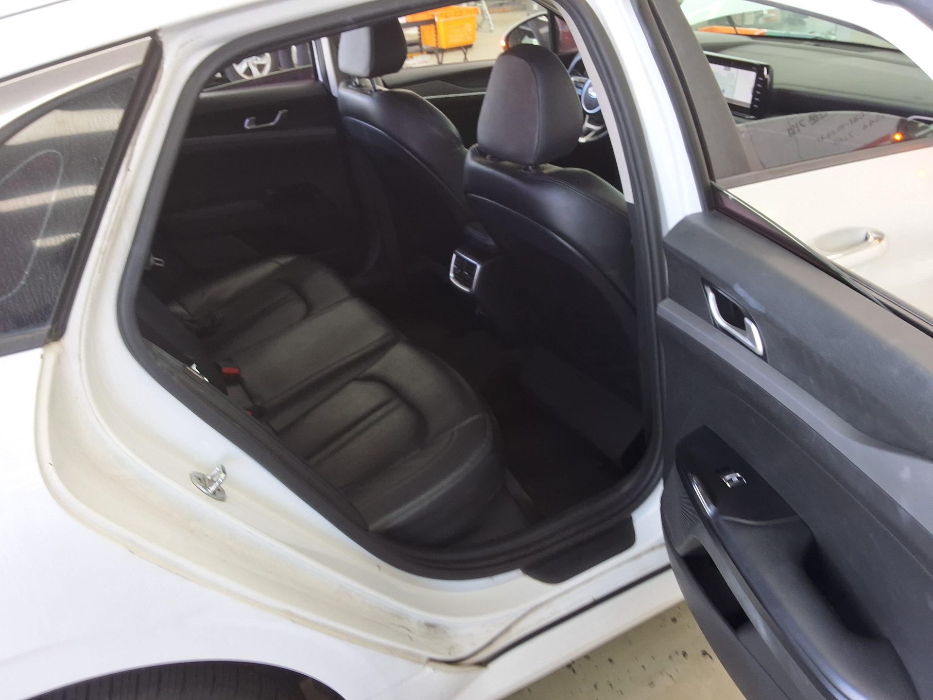 KIA NEW K5 (DL3) 2.0 LPI RENTAL CAR TRENDY 2020 - zdjęcie 13