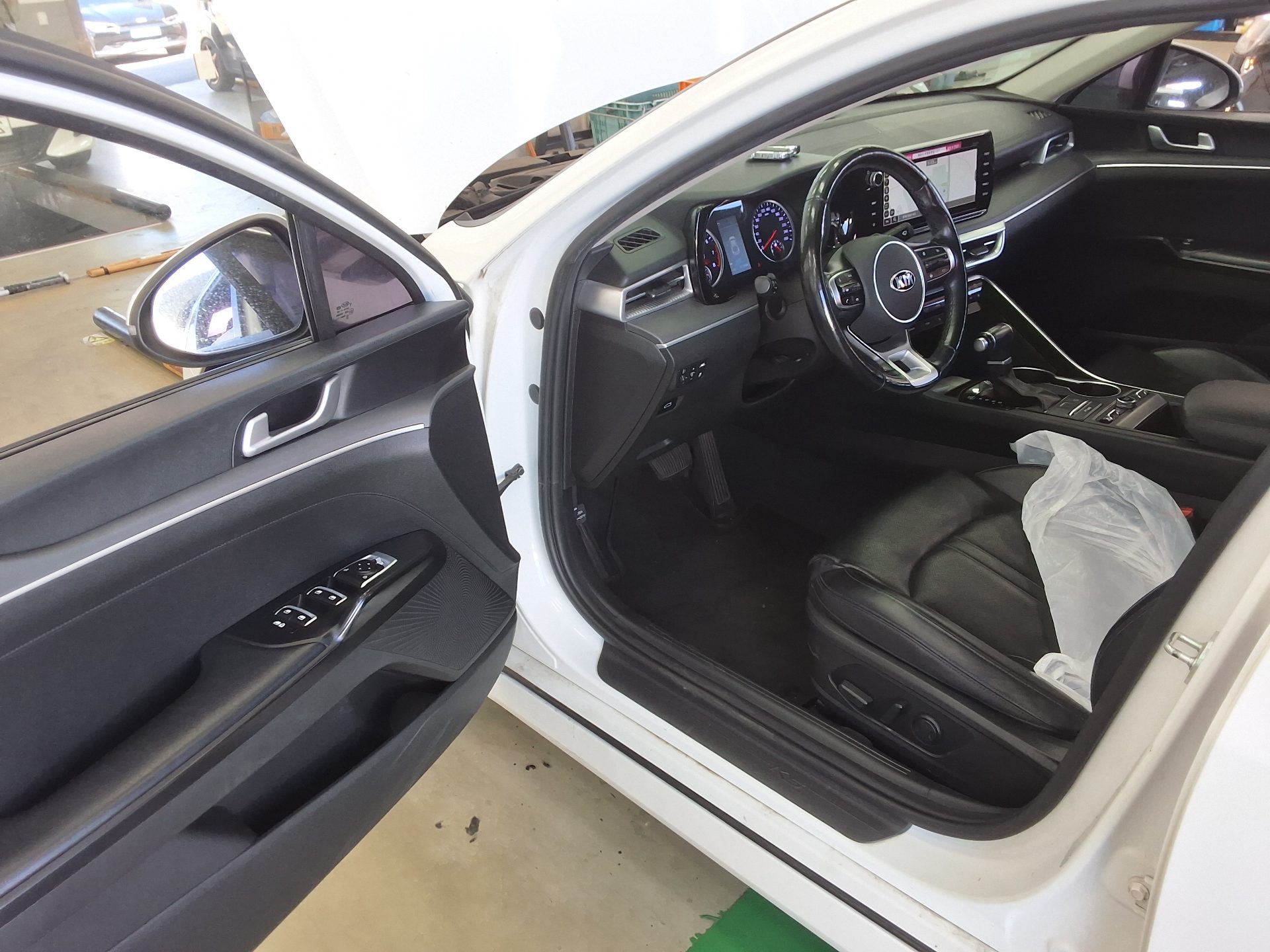 KIA NEW K5 (DL3) 2.0 LPI RENTAL CAR TRENDY 2020 - zdjęcie 10