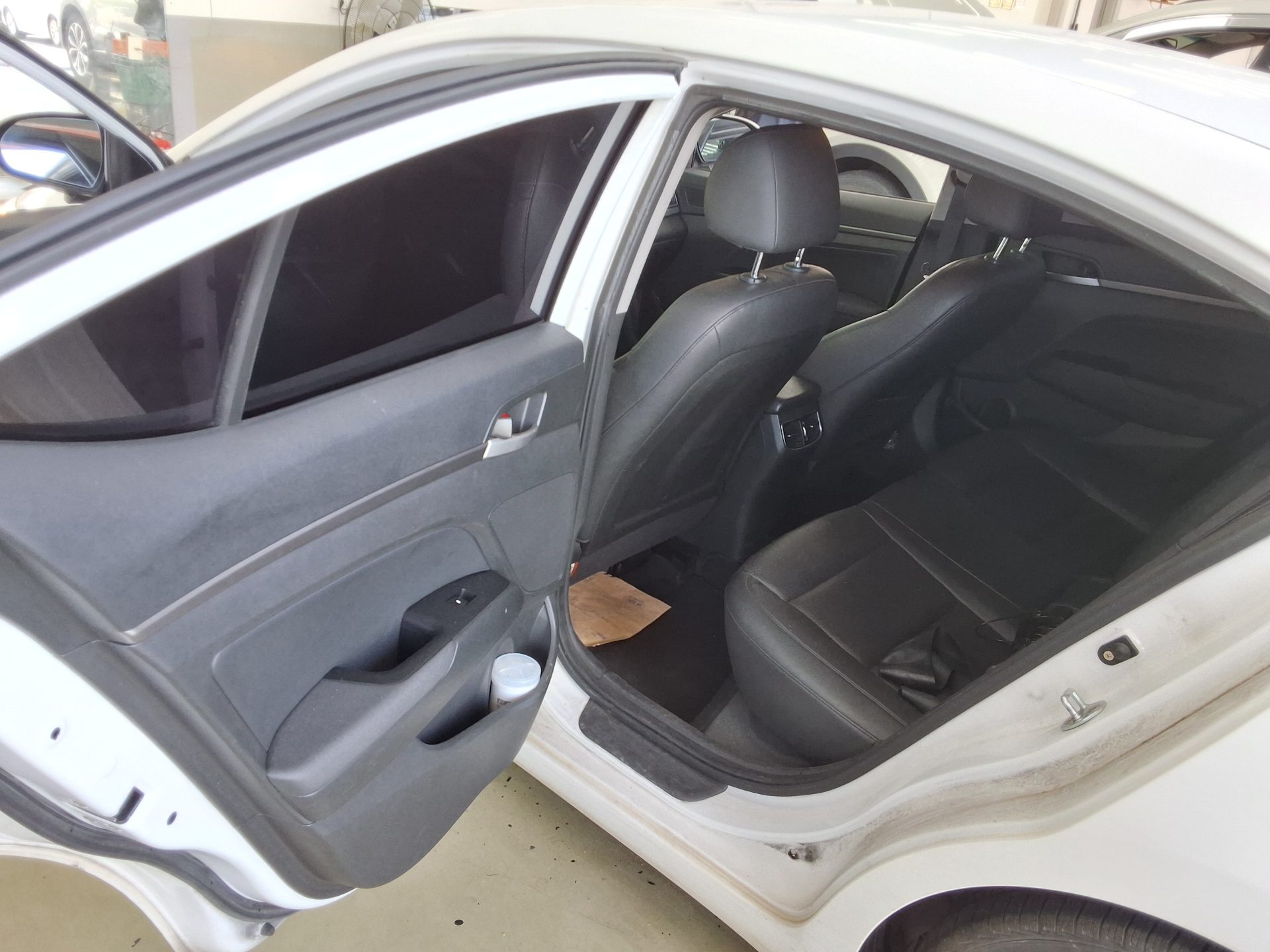 HYUNDAI AVANTE AD 1.6 LPi RENTAL CAR SMART 2017 - zdjęcie 12