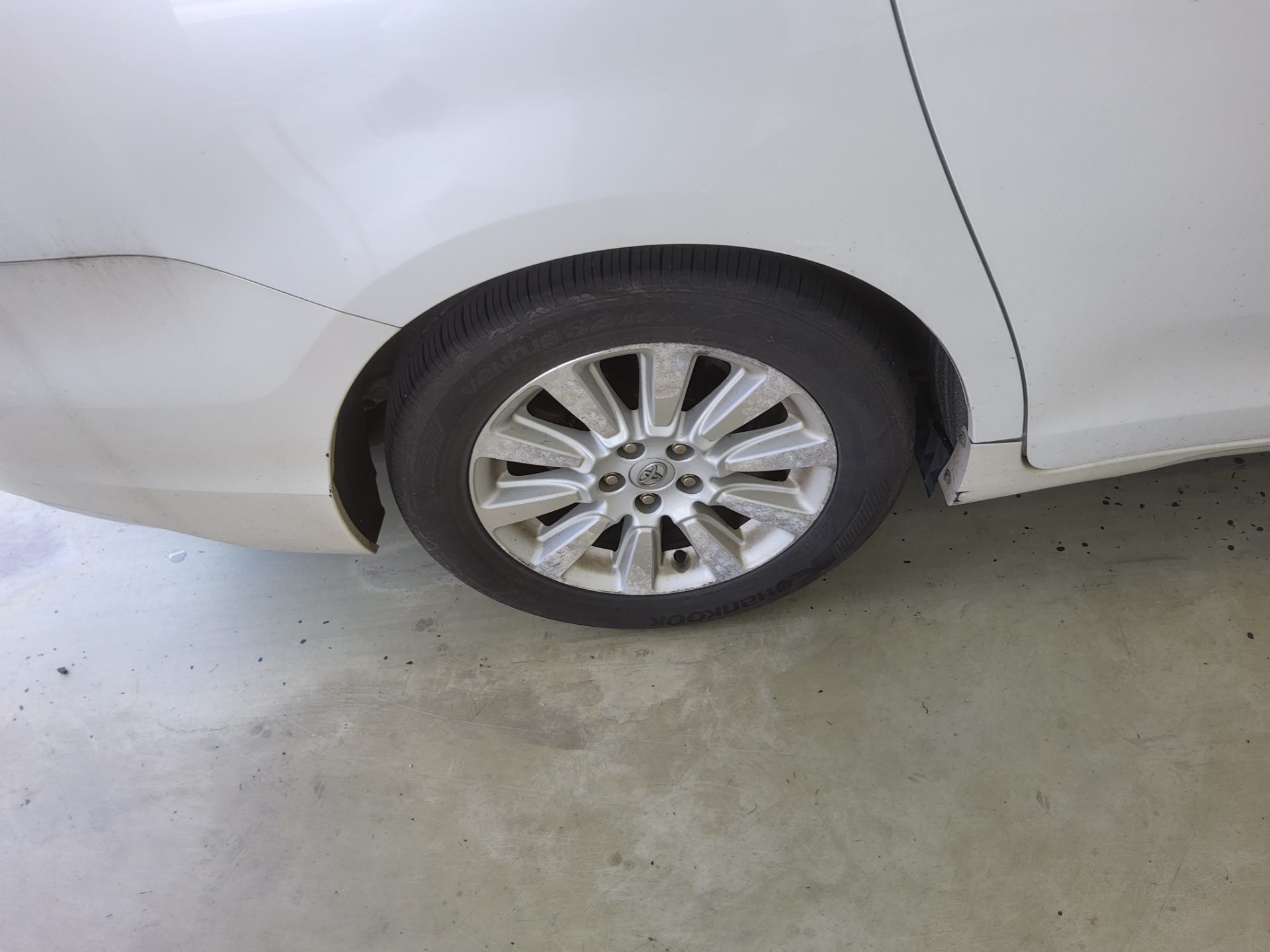 TOYOTA SIENNA (3RD GEN) 3.5 LIMITED 2012 - zdjęcie 23