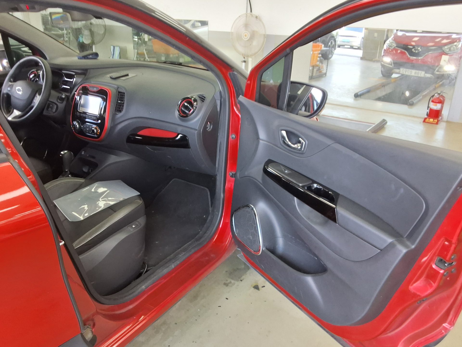 RENAULT (SAMSUNG) QM3 RE SIGNATURE SONIC RED 2015 - zdjęcie 14