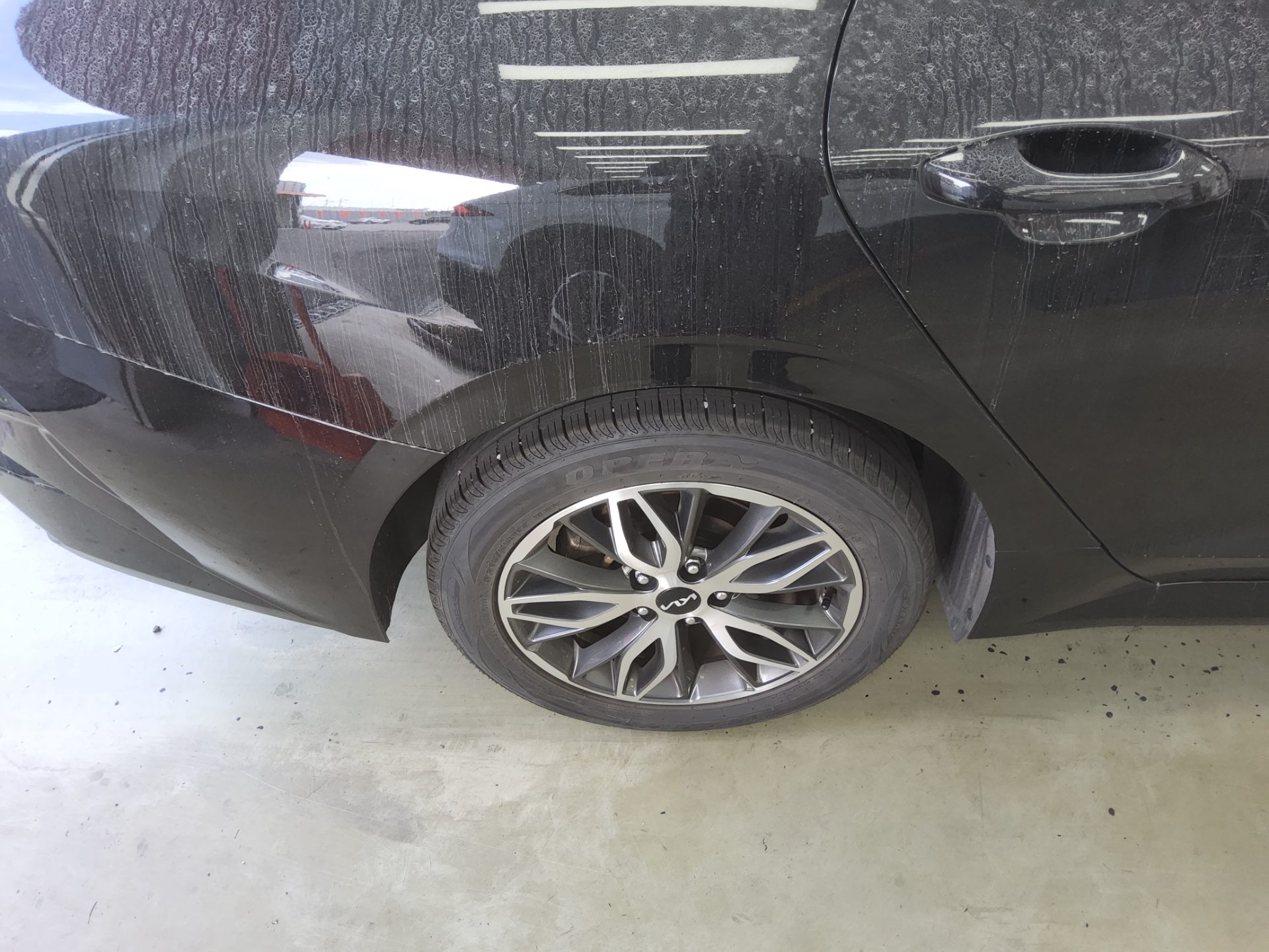 KIA NEW K5 (DL3) 2.0 GASOLINE TRENDY 2023 - zdjęcie 22
