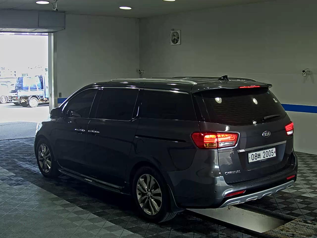 KIA ALL NEW CARNIVAL 9-SEATER DIESEL PRESTIGE 2017 - zdjęcie 6
