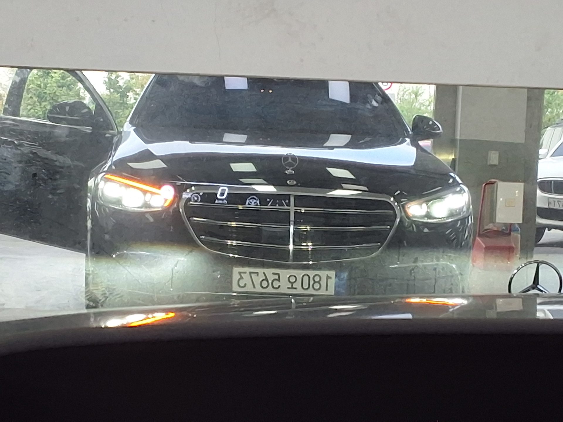 MERCEDES-BENZ S-CLASS (7TH GEN) S580L 4MATIC 2022 - zdjęcie 19