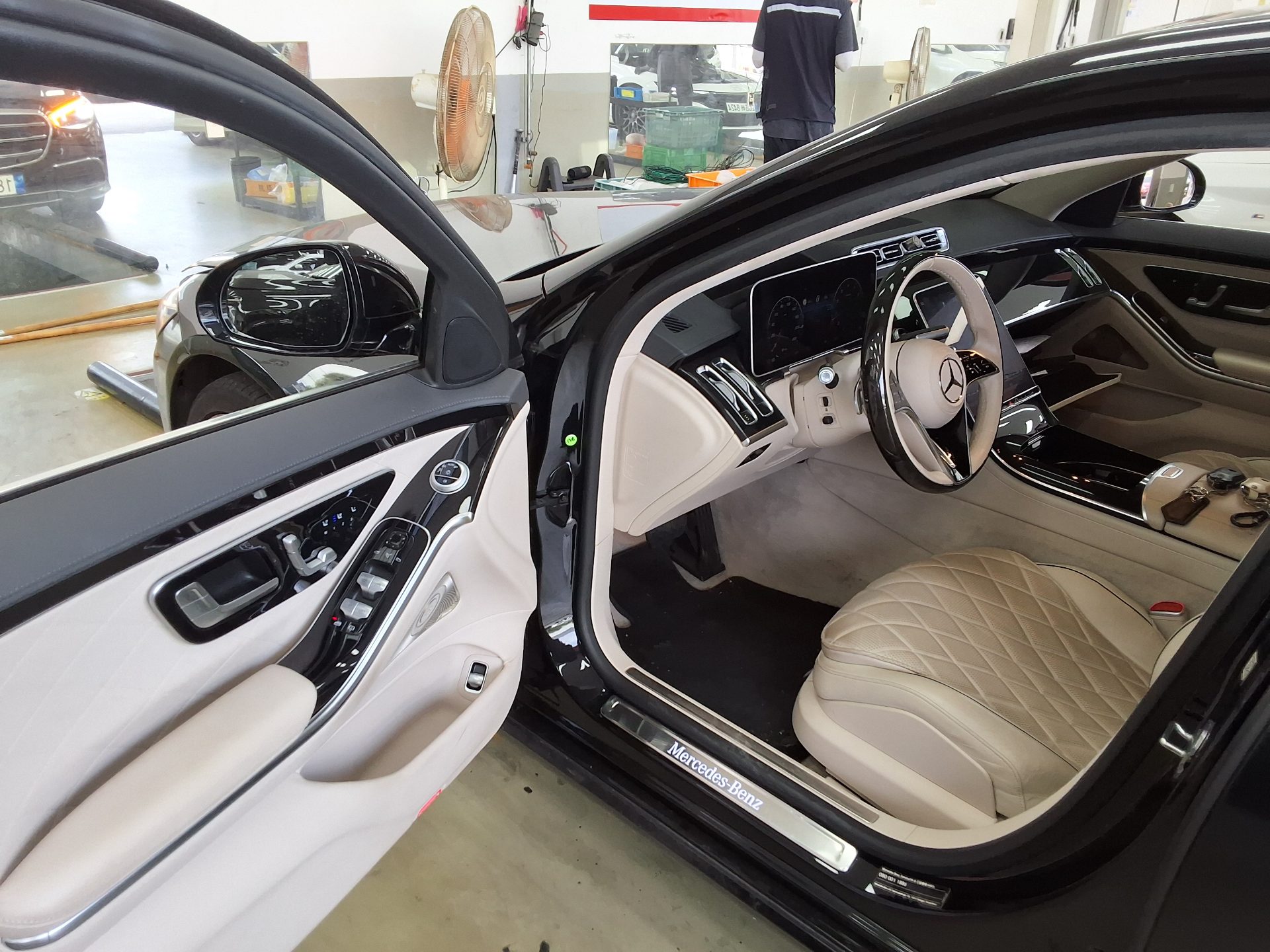 MERCEDES-BENZ S-CLASS (7TH GEN) S580L 4MATIC 2022 - zdjęcie 10