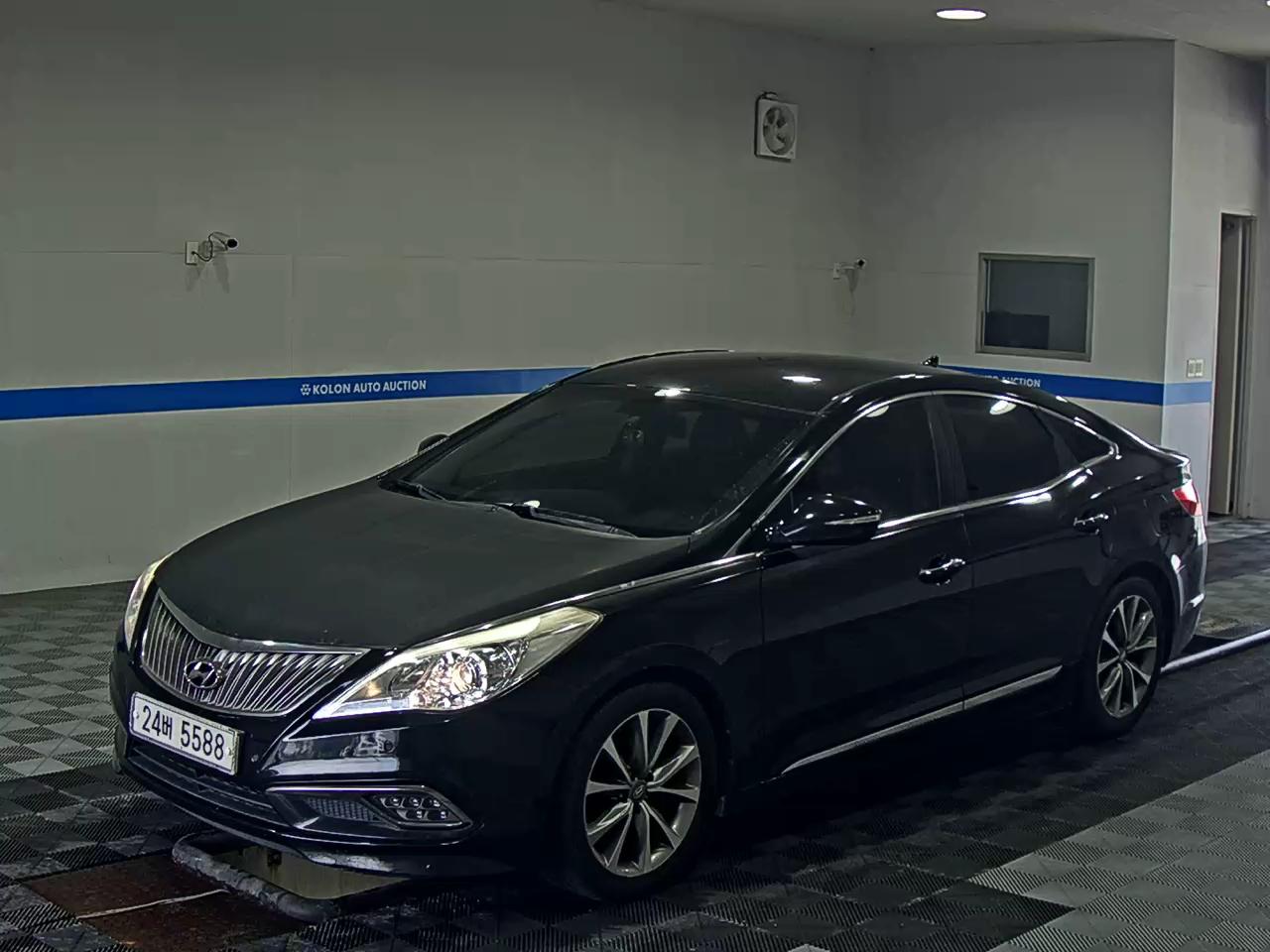 HYUNDAI GRANDEUR HG HG 300 PREMIUM 2015 - zdjęcie 2
