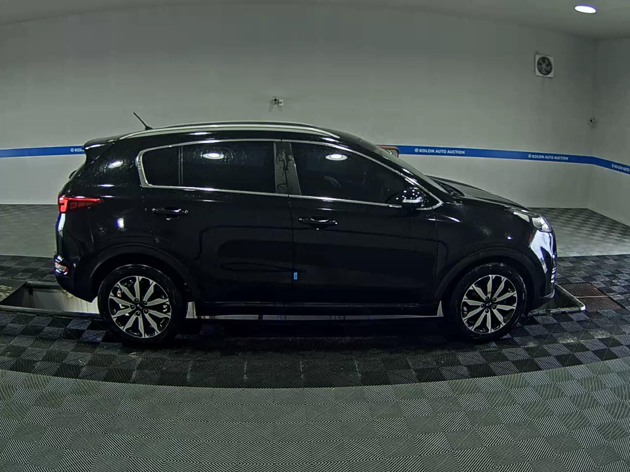 KIA NEW SPORTAGE 1.7 2WD NOBLESSE 2017 - zdjęcie 4