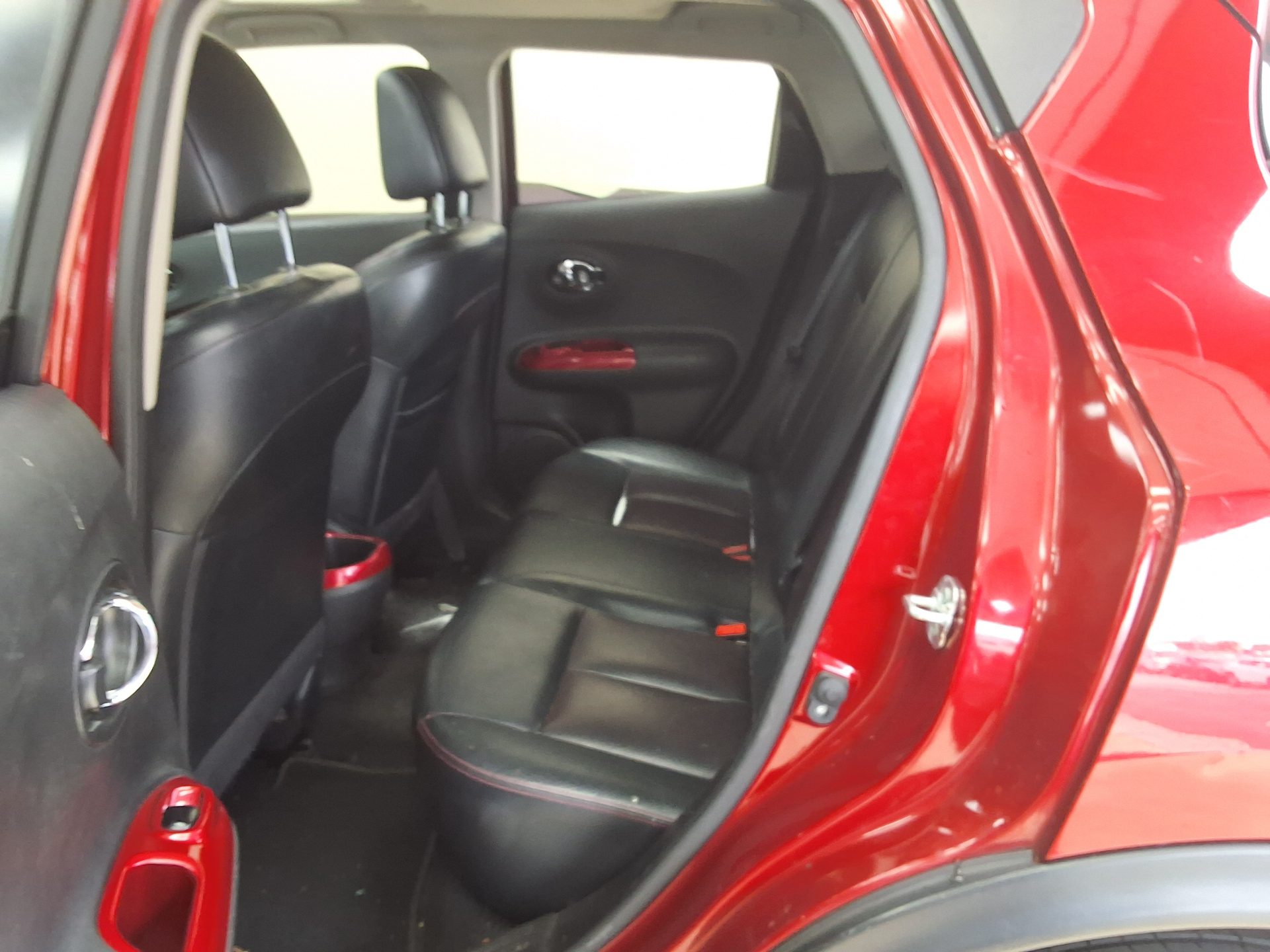 NISSAN JUKE 1.6 S 2016 - zdjęcie 13