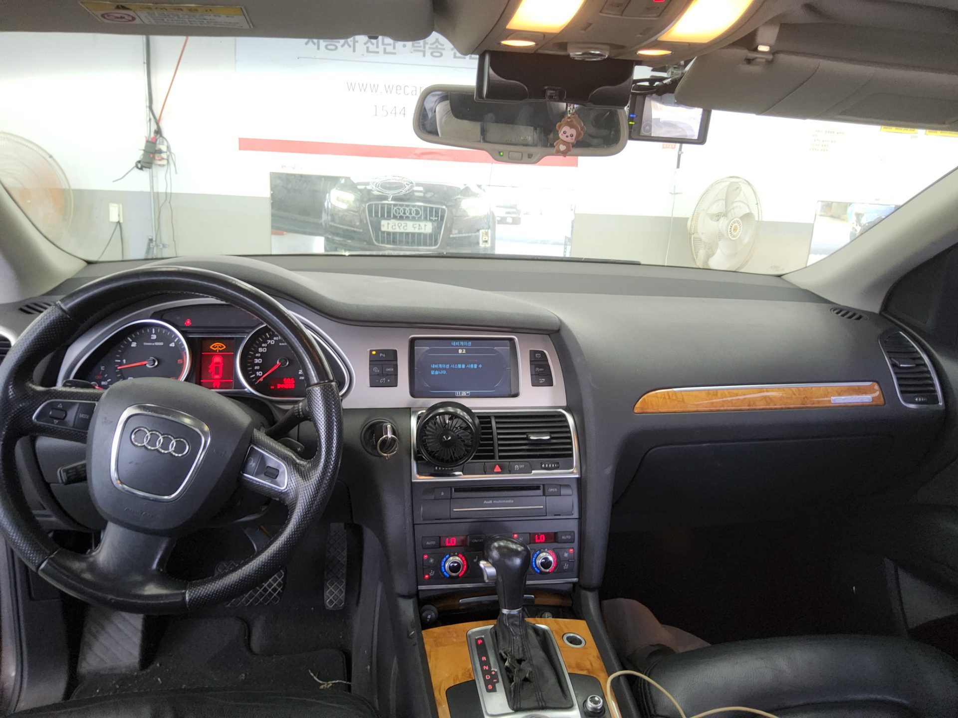 AUDI Q7 3.0 TDI QUATTRO 2011 - zdjęcie 11