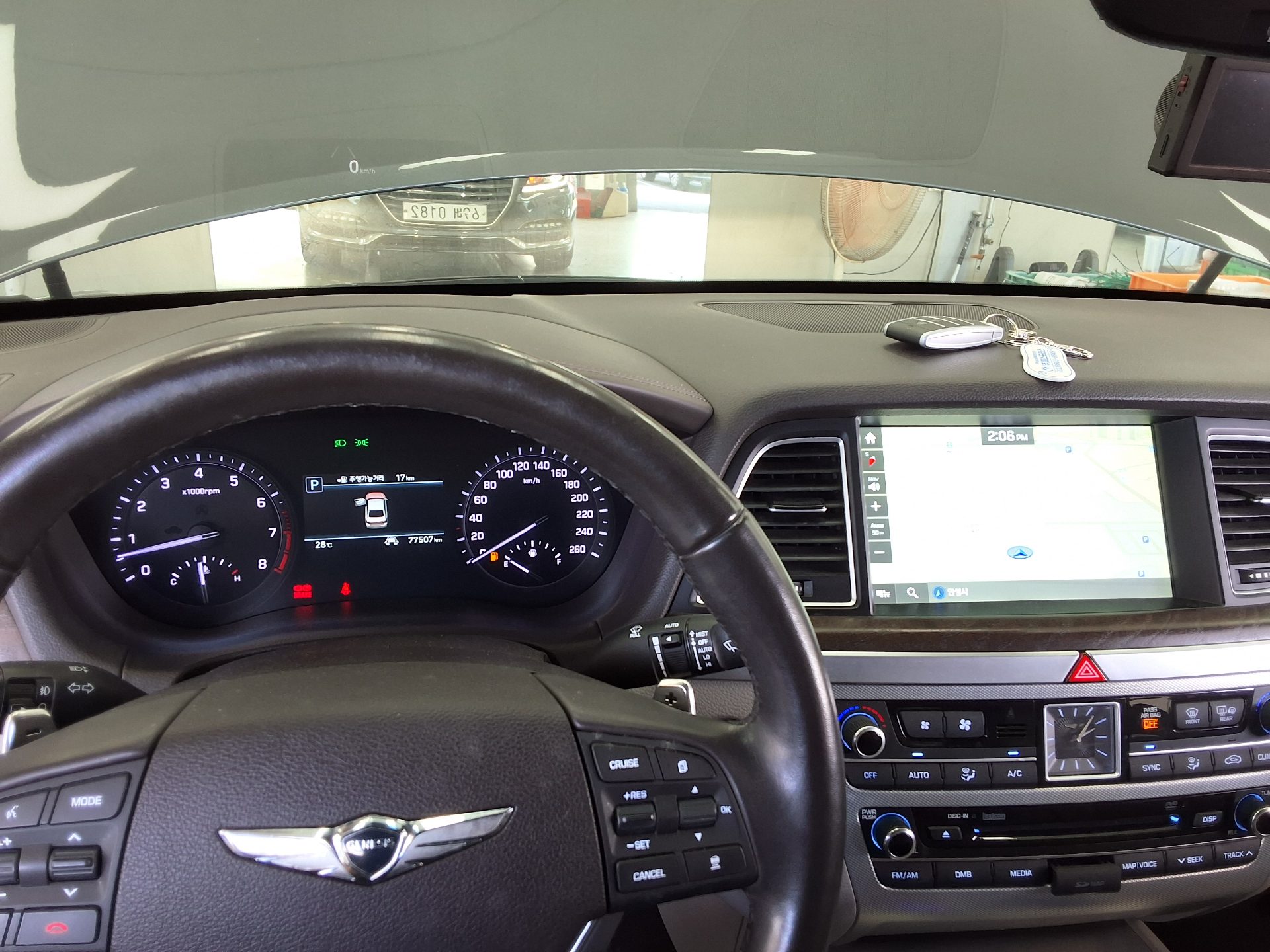 GENESIS G80 3.3 GDi PREMIUM LUXURY 2017 - zdjęcie 17