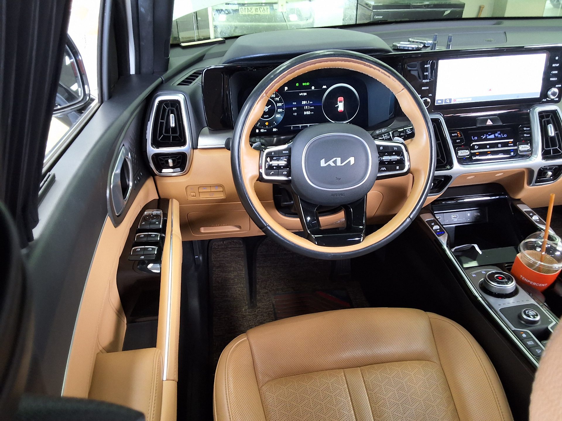 KIA NEW SORENTO (MQ4) 2.2 DIESEL 2WD NOBLESSE 2023 - zdjęcie 19