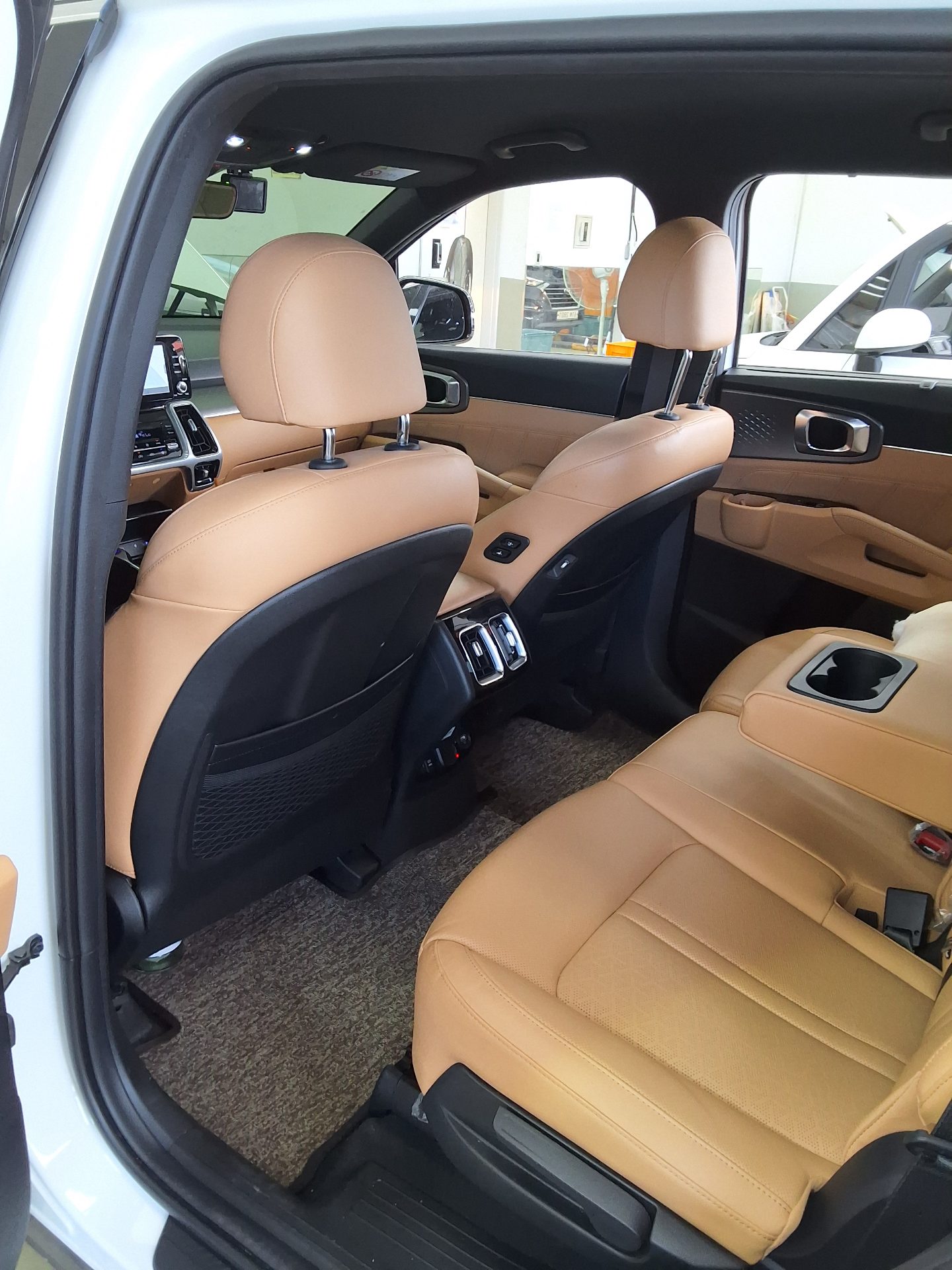 KIA NEW SORENTO (MQ4) 2.2 DIESEL 2WD NOBLESSE 2023 - zdjęcie 12