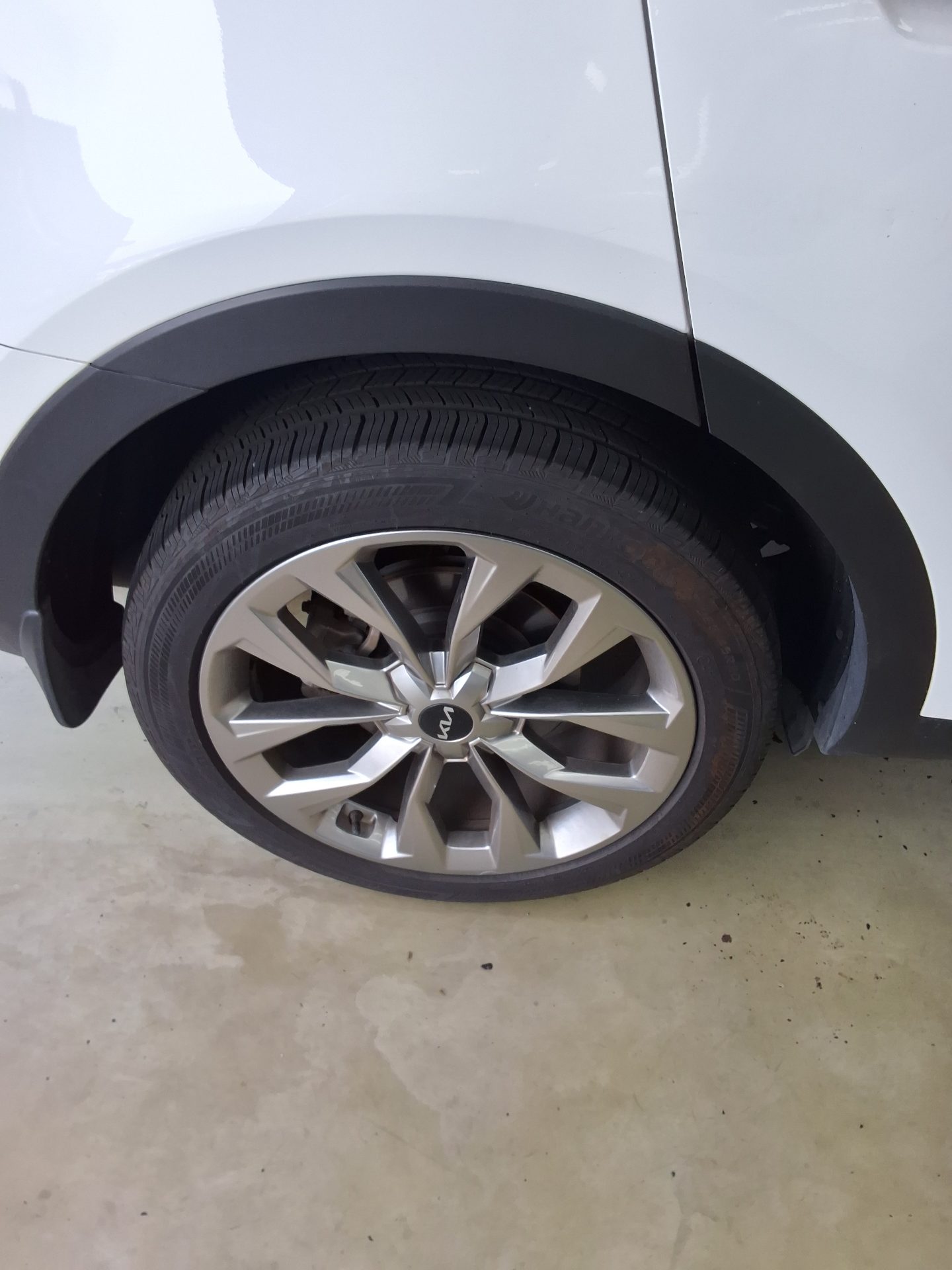 KIA NEW SORENTO (MQ4) 2.2 DIESEL 2WD NOBLESSE 2023 - zdjęcie 25