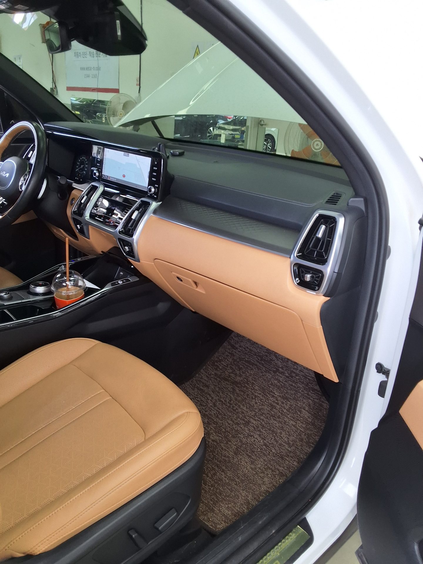 KIA NEW SORENTO (MQ4) 2.2 DIESEL 2WD NOBLESSE 2023 - zdjęcie 14