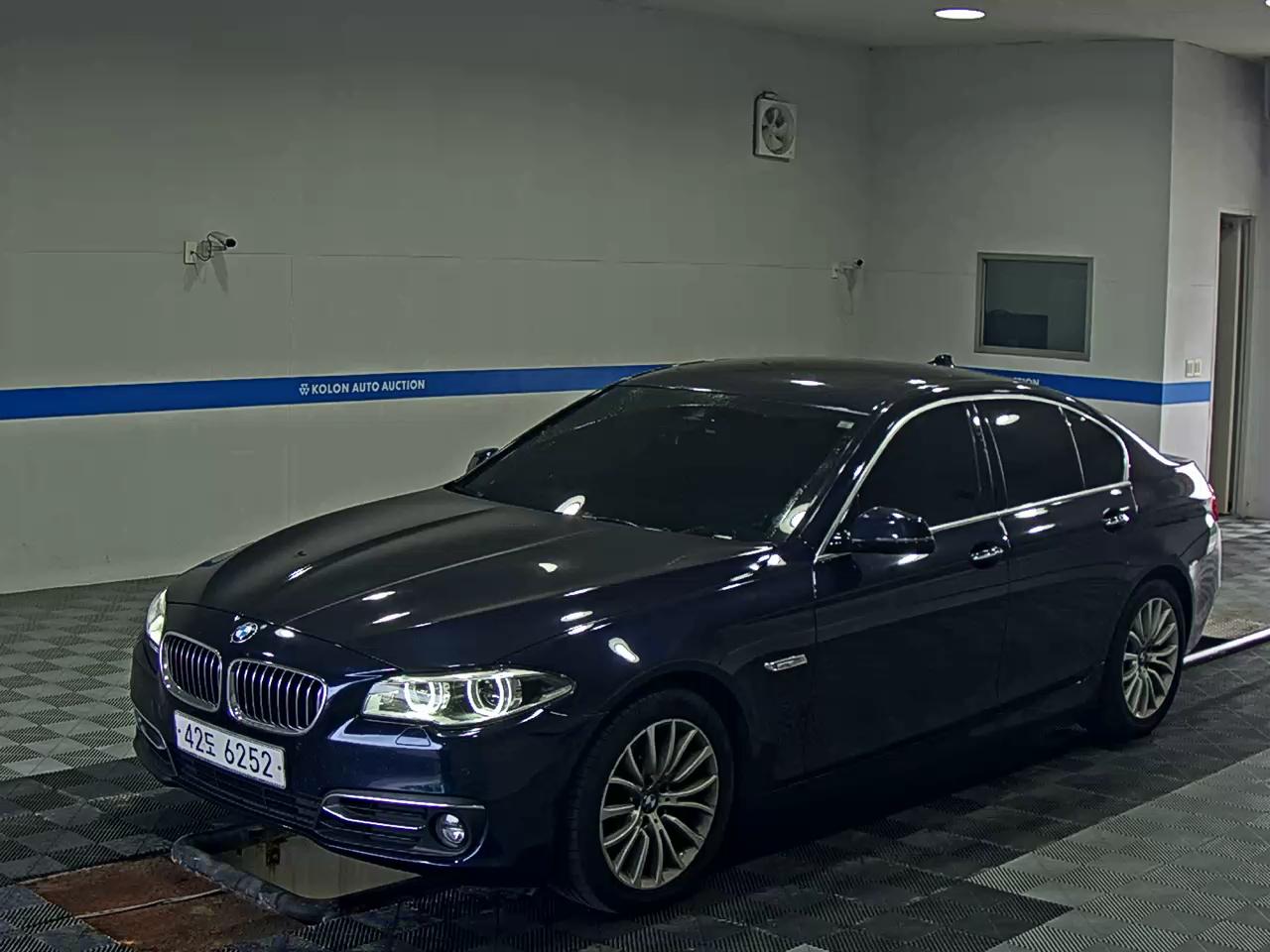 BMW 5 SERIES (6TH GEN) 520d xDRIVE LUXURY 2014 - zdjęcie 2