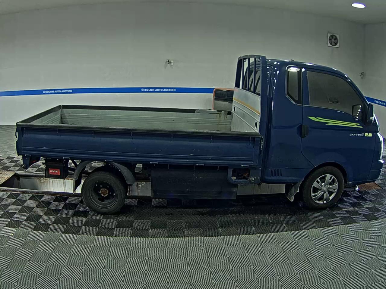 HYUNDAI PORTER II ELECTRIC CARGO PREMIUM SPECIAL 2023 - zdjęcie 4