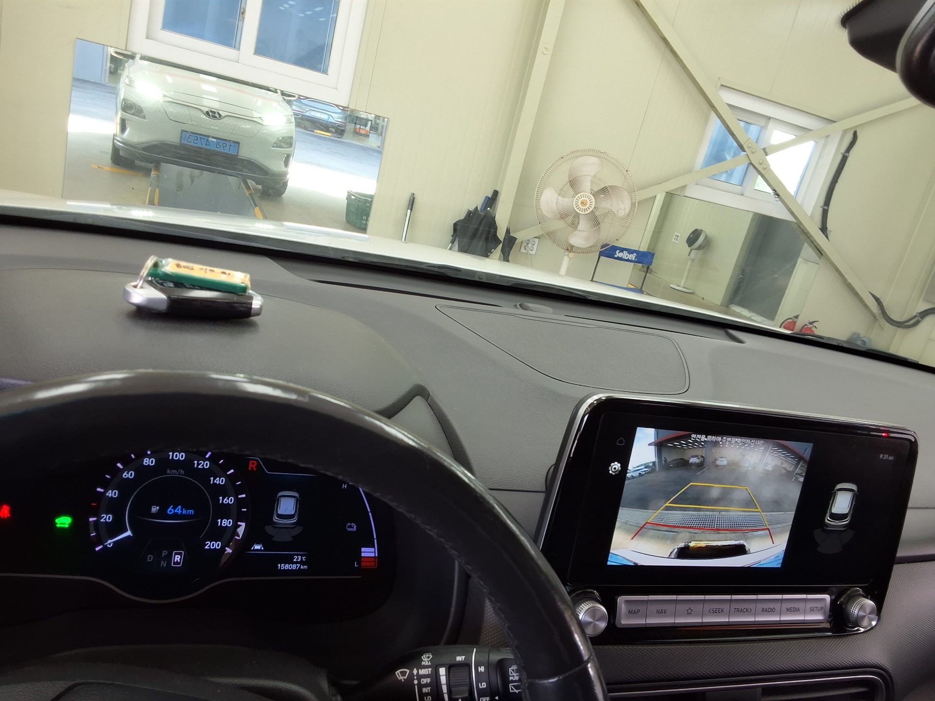HYUNDAI KONA ELECTRIC EV MODERN 2020 - zdjęcie 25