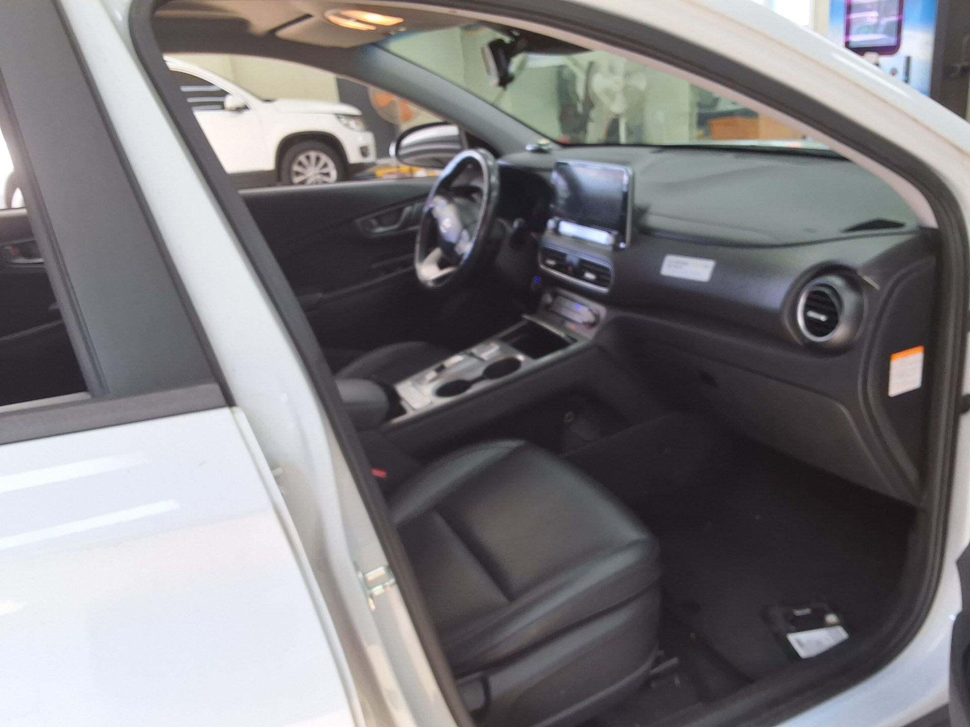 HYUNDAI KONA ELECTRIC EV MODERN 2020 - zdjęcie 15